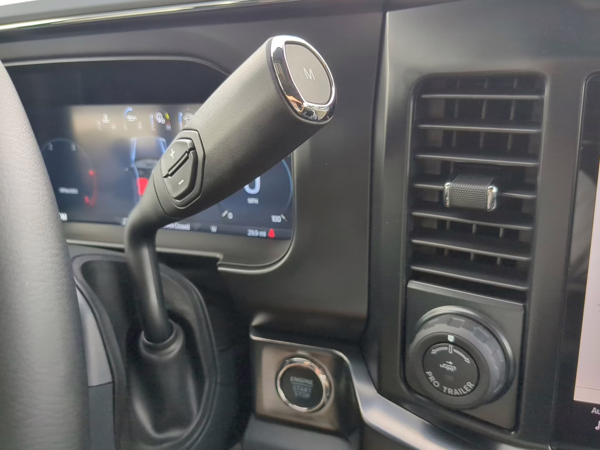 2026 Agate Black Metallic Ford Super Duty F-250 SRW LARIAT Crew Cab Pickup 4X4 Truck