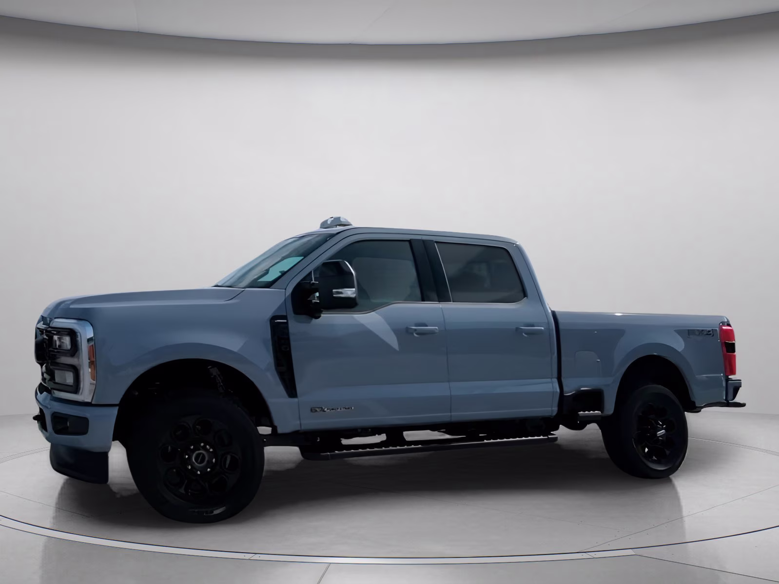 2026 Glacier Gray Metallic Tri-Coat Ford Super Duty F-250 SRW LARIAT Crew Cab Pickup 4X4 Truck