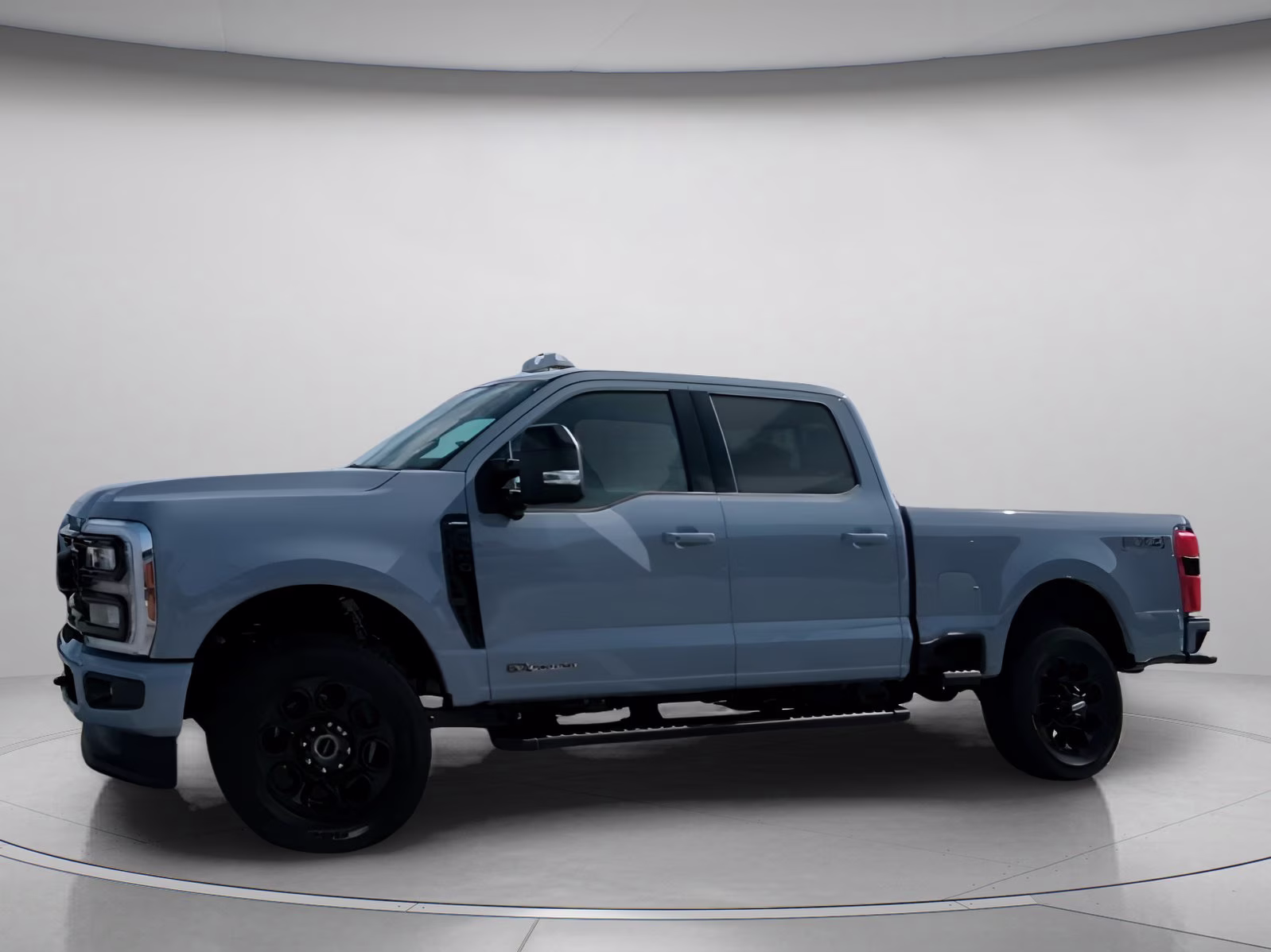 2026 Glacier Gray Metallic Tri-Coat Ford Super Duty F-250 SRW LARIAT Crew Cab Pickup 4X4 Truck