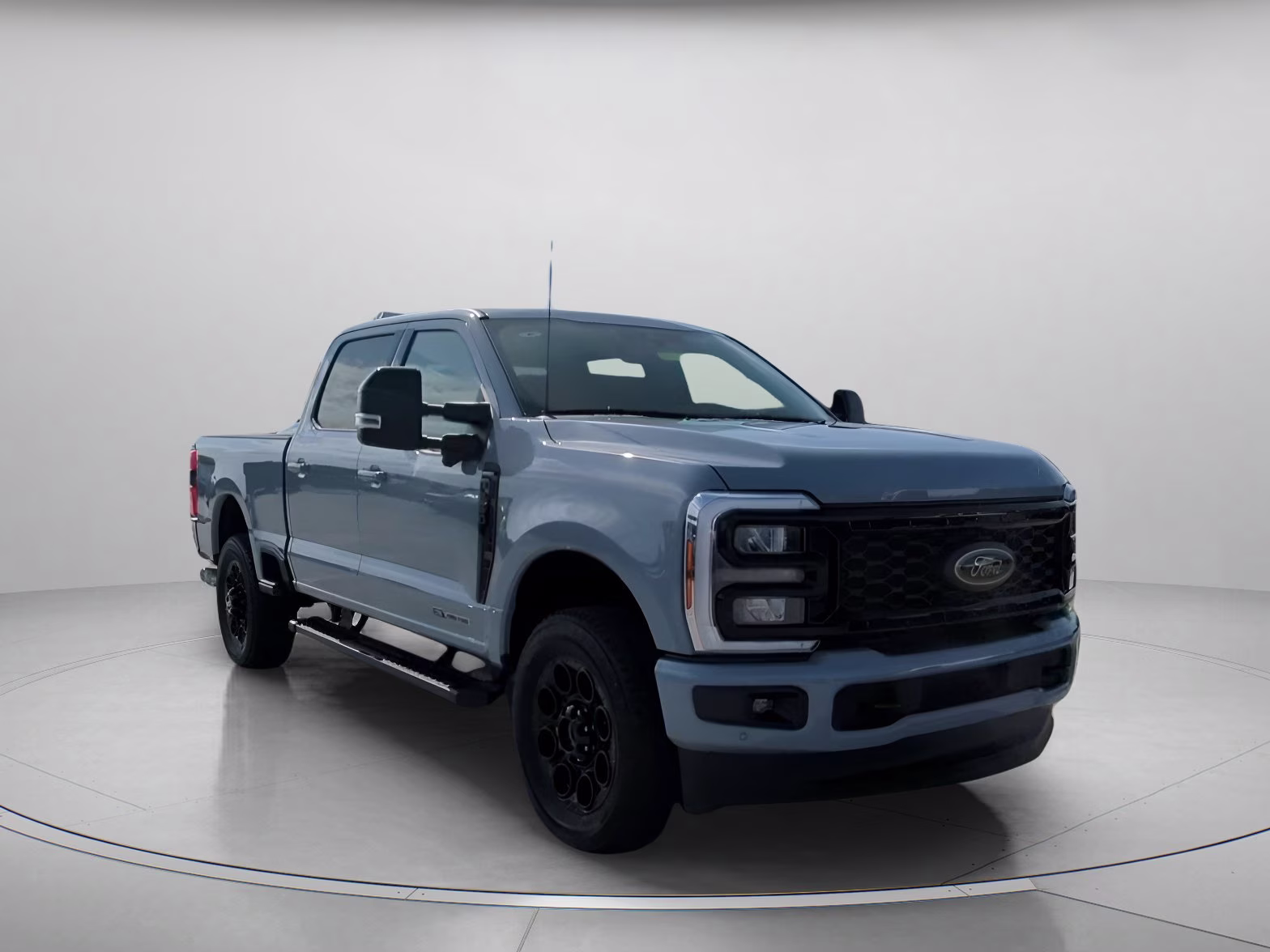 2026 Glacier Gray Metallic Tri-Coat Ford Super Duty F-250 SRW LARIAT Crew Cab Pickup 4X4 Truck