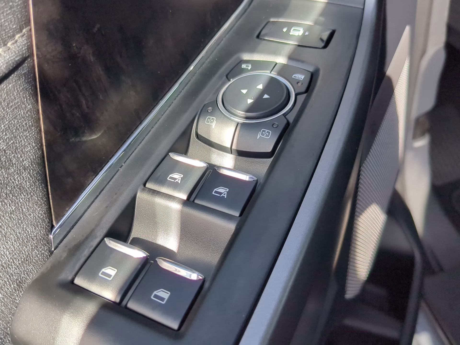 2026 Glacier Gray Metallic Tri-Coat Ford Super Duty F-250 SRW LARIAT Crew Cab Pickup 4X4 Truck