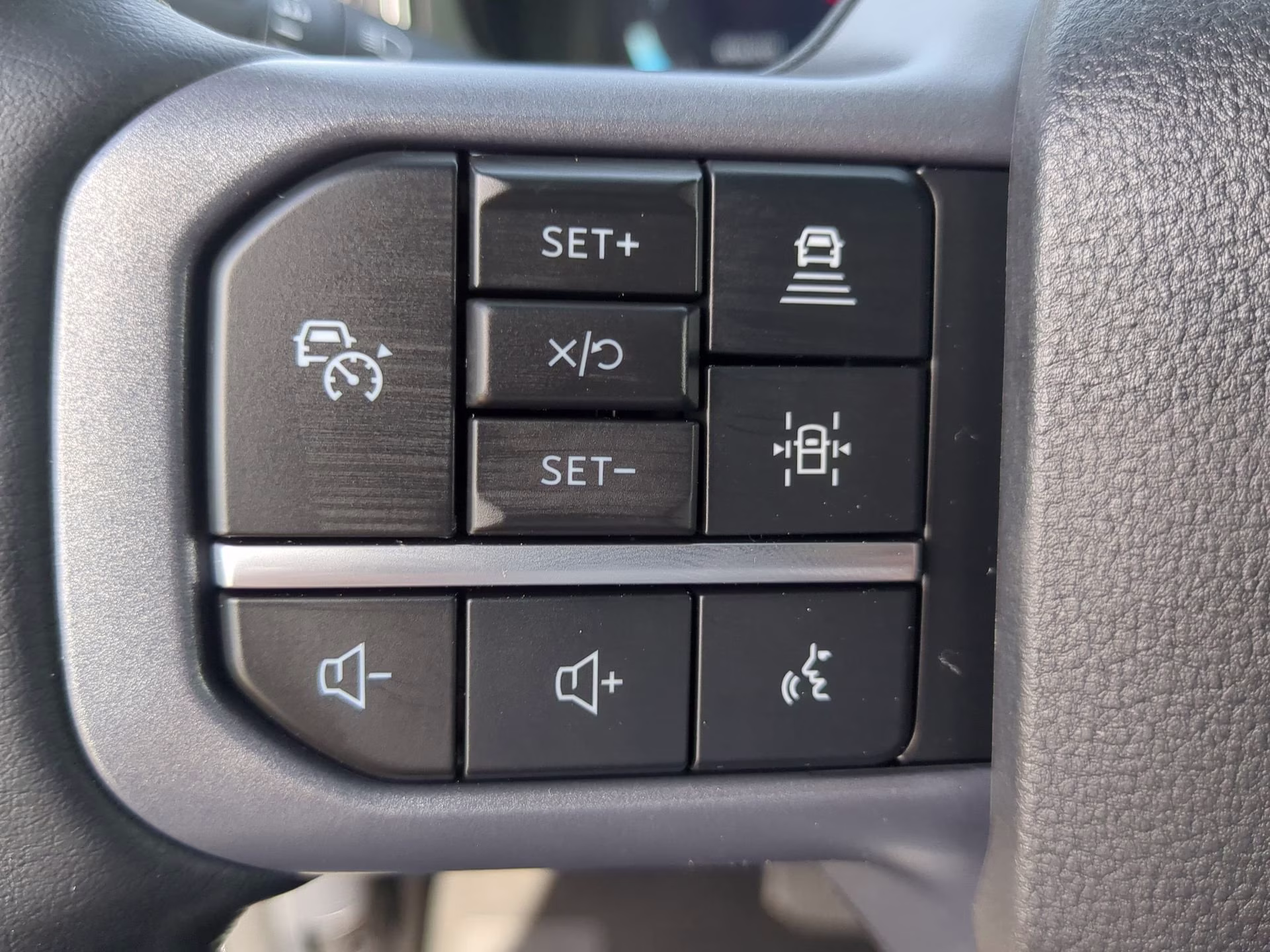 2026 Glacier Gray Metallic Tri-Coat Ford Super Duty F-250 SRW LARIAT Crew Cab Pickup 4X4 Truck