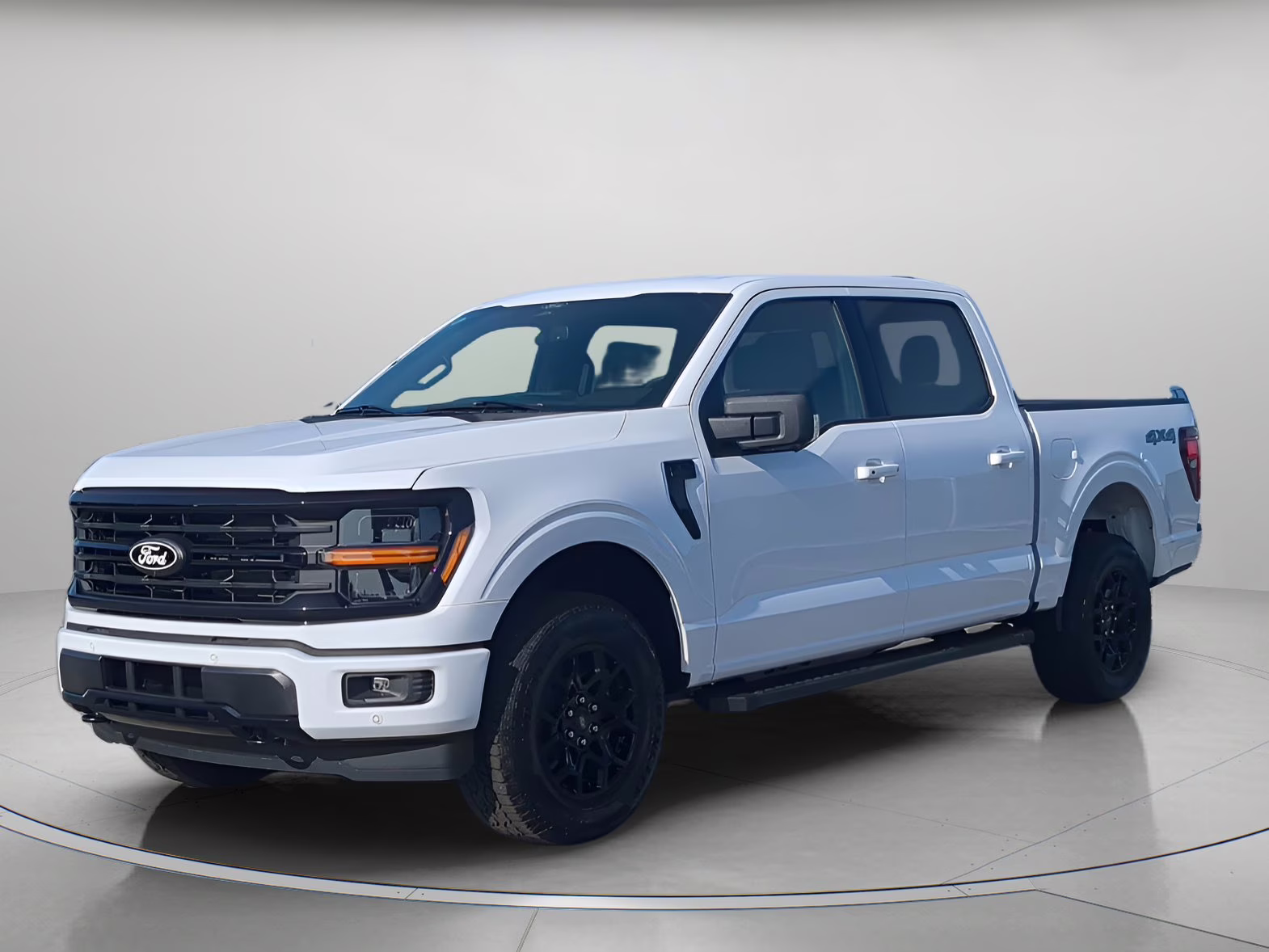 2026 Oxford White Ford F-150 XLT Crew Cab Pickup 4X4 Truck