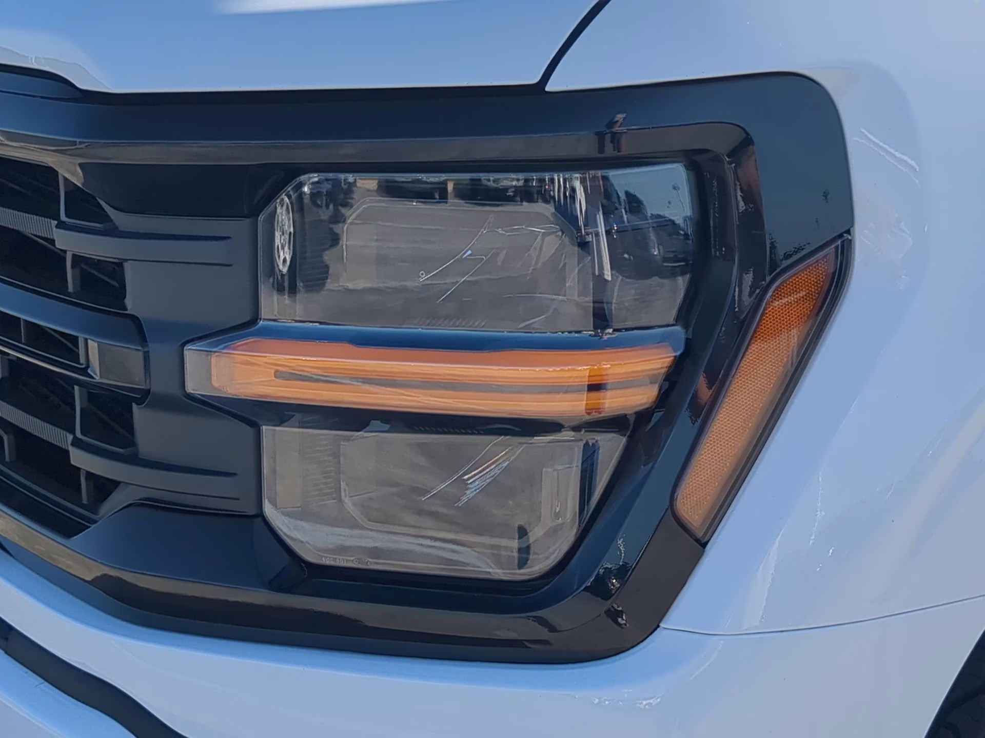 2026 Oxford White Ford F-150 XLT Crew Cab Pickup 4X4 Truck