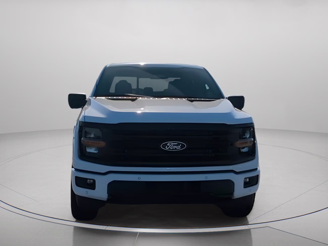 2026 Oxford White Ford F-150 XLT Crew Cab Pickup 4X4 Truck