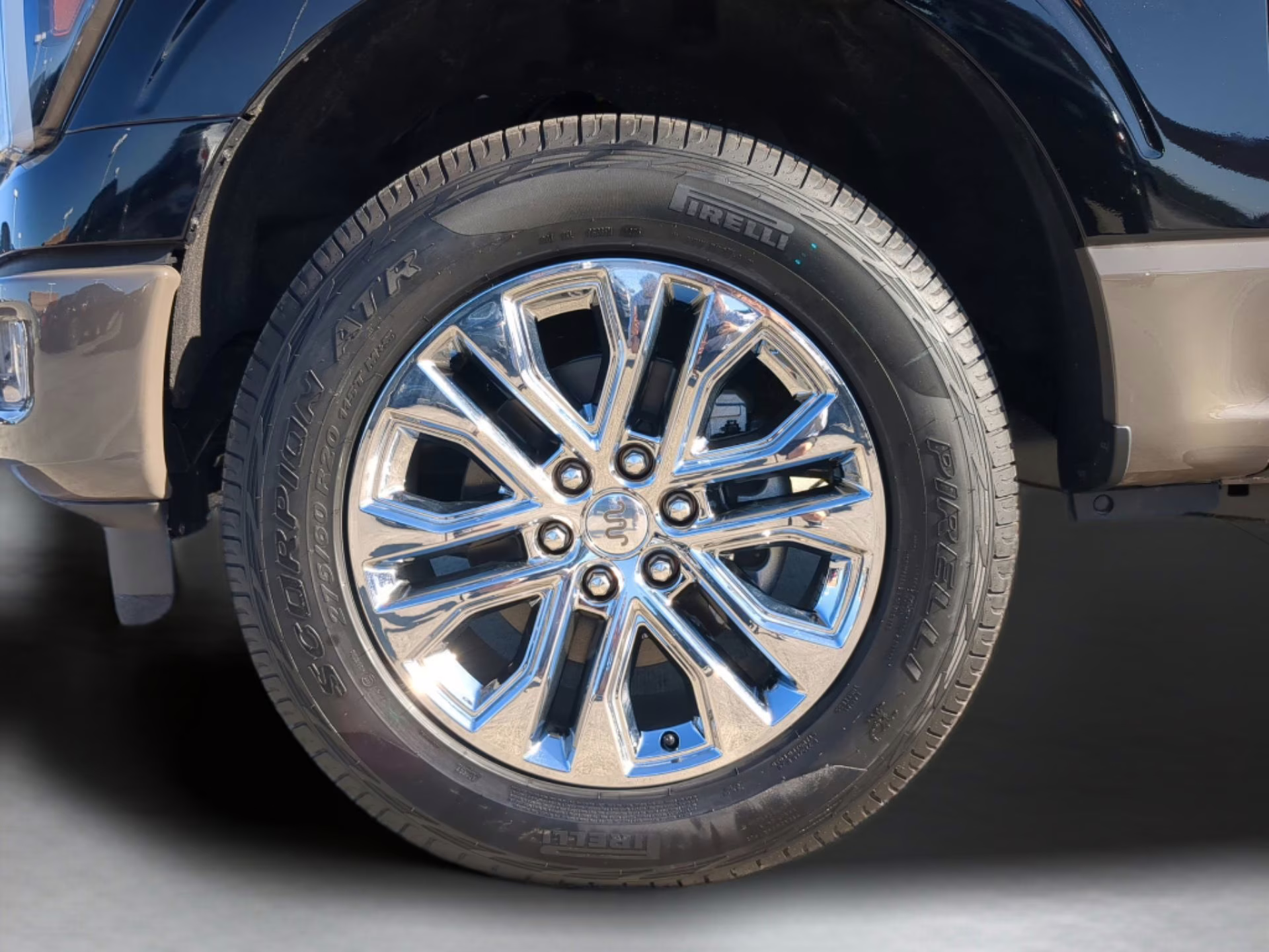 2026 Agate Black Metallic Ford F-150 King Ranch Crew Cab Pickup 4X4 Truck