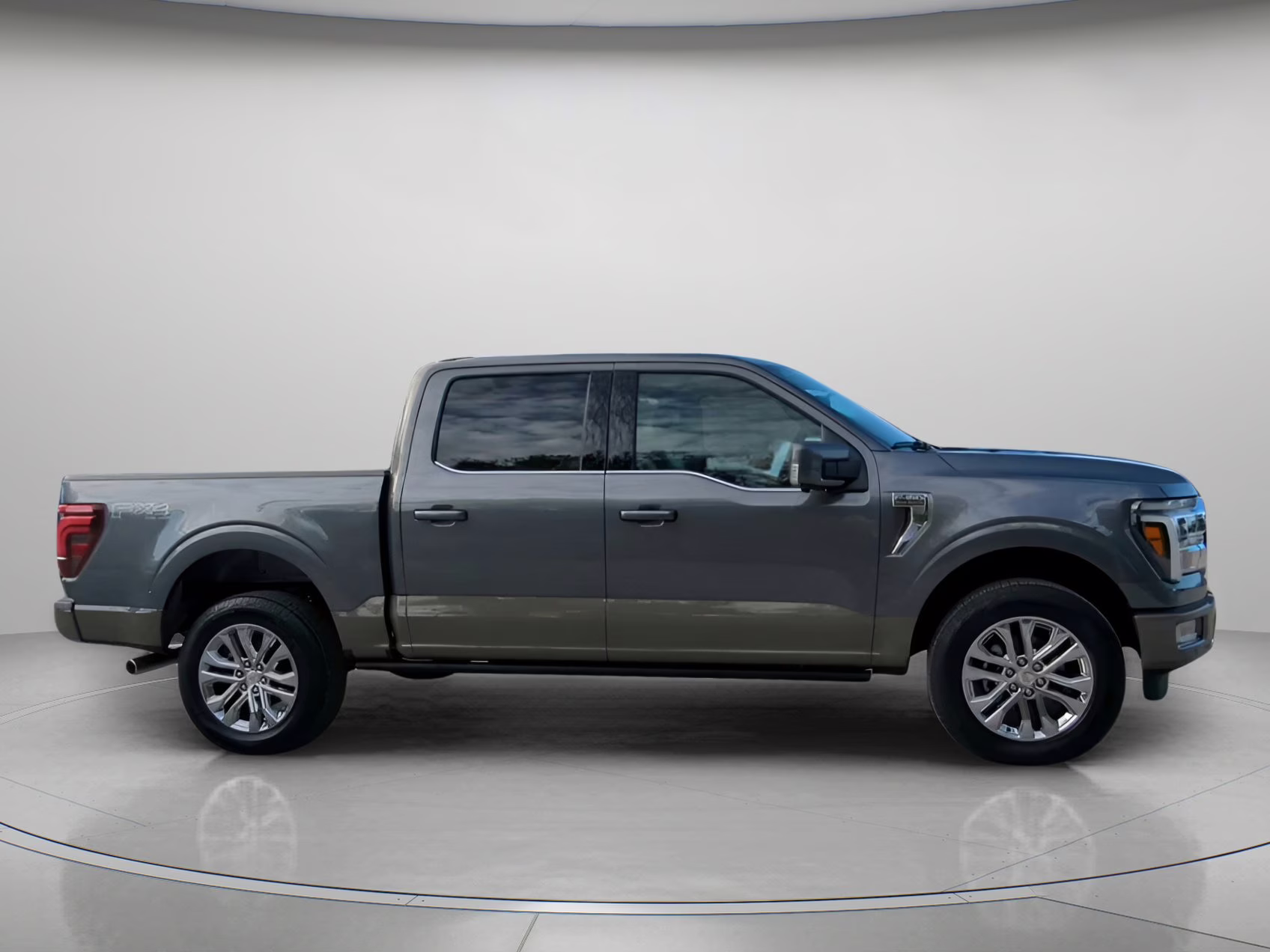 2026 Carbonized Gray Metallic Ford F-150 King Ranch Crew Cab Pickup 4X4 Truck