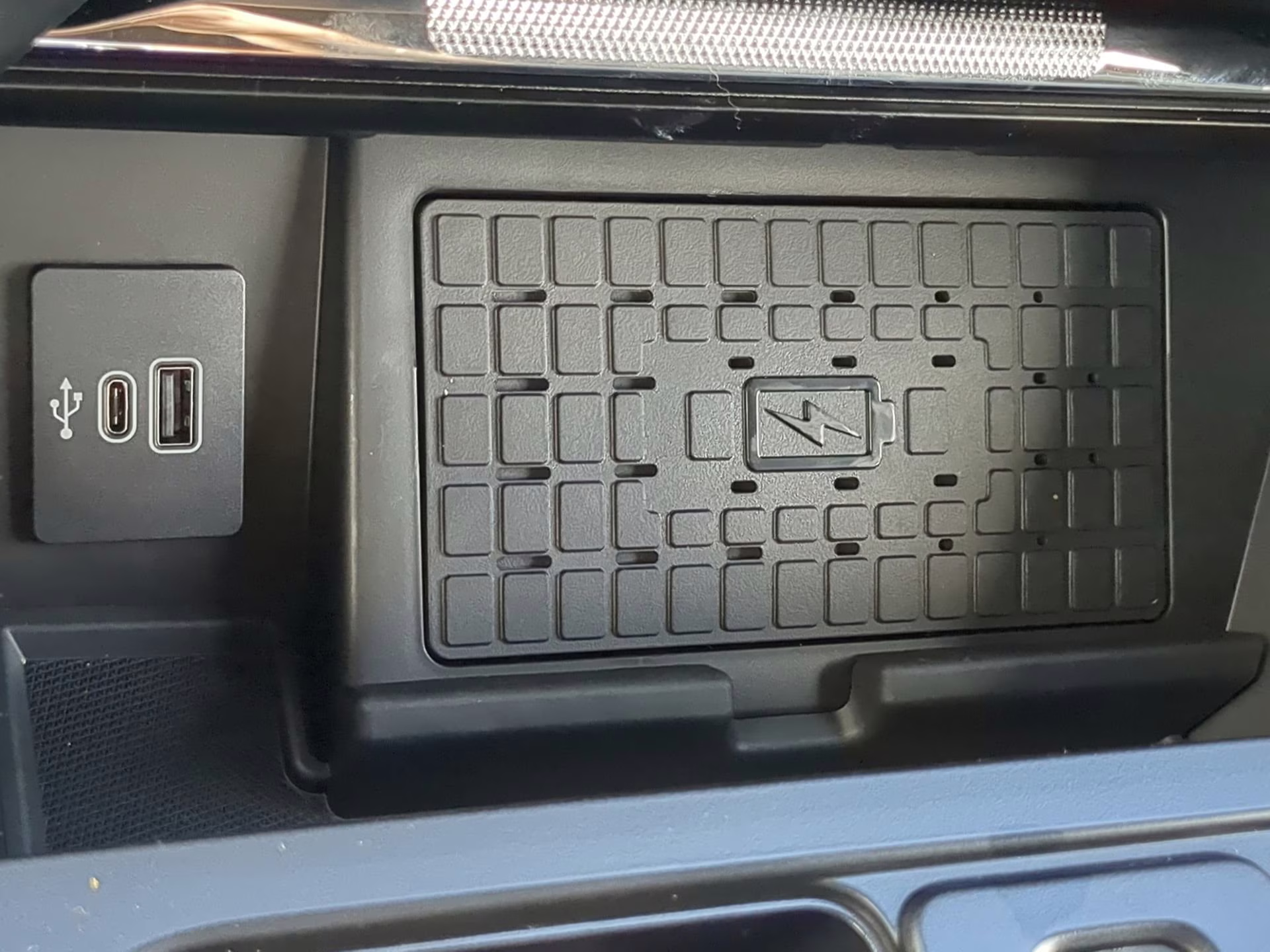 2026 Agate Black Metallic Ford F-150 Platinum Crew Cab Pickup 4X4 Truck