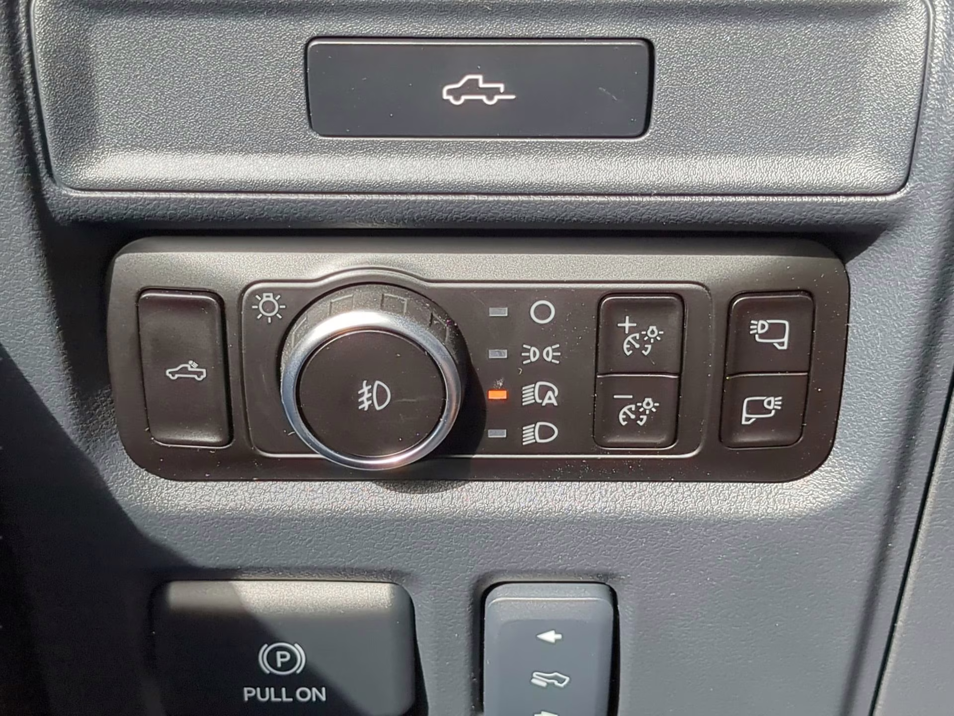 2026 Agate Black Metallic Ford F-150 Platinum Crew Cab Pickup 4X4 Truck