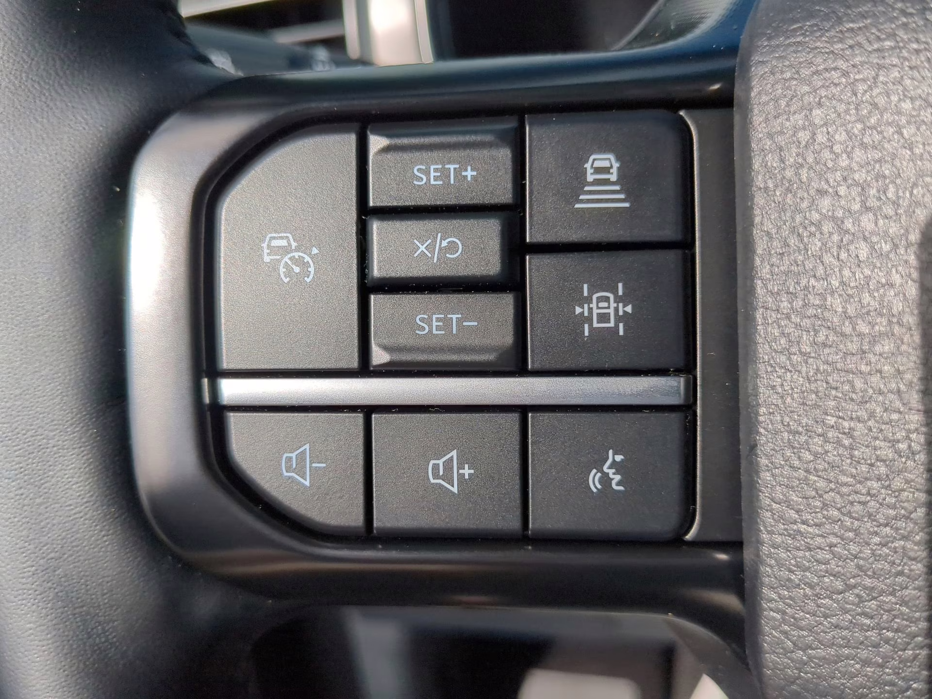 2026 Agate Black Metallic Ford F-150 Platinum Crew Cab Pickup 4X4 Truck