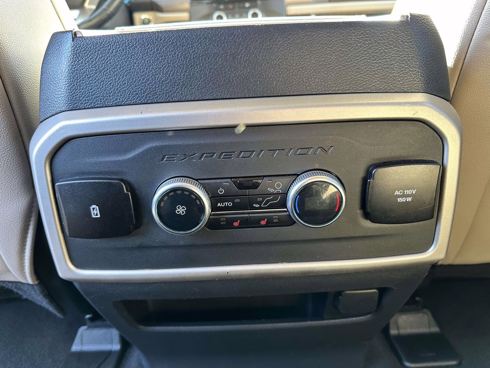 2023 Agate Black Metallic Ford Expedition Limited 4x4 4X4 SUV