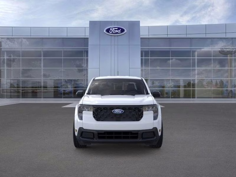 2026 Oxford White Ford Maverick XLT AWD Truck