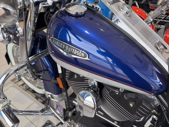 2006 Blue Harley-Davidson Road King Classic Motorcycle