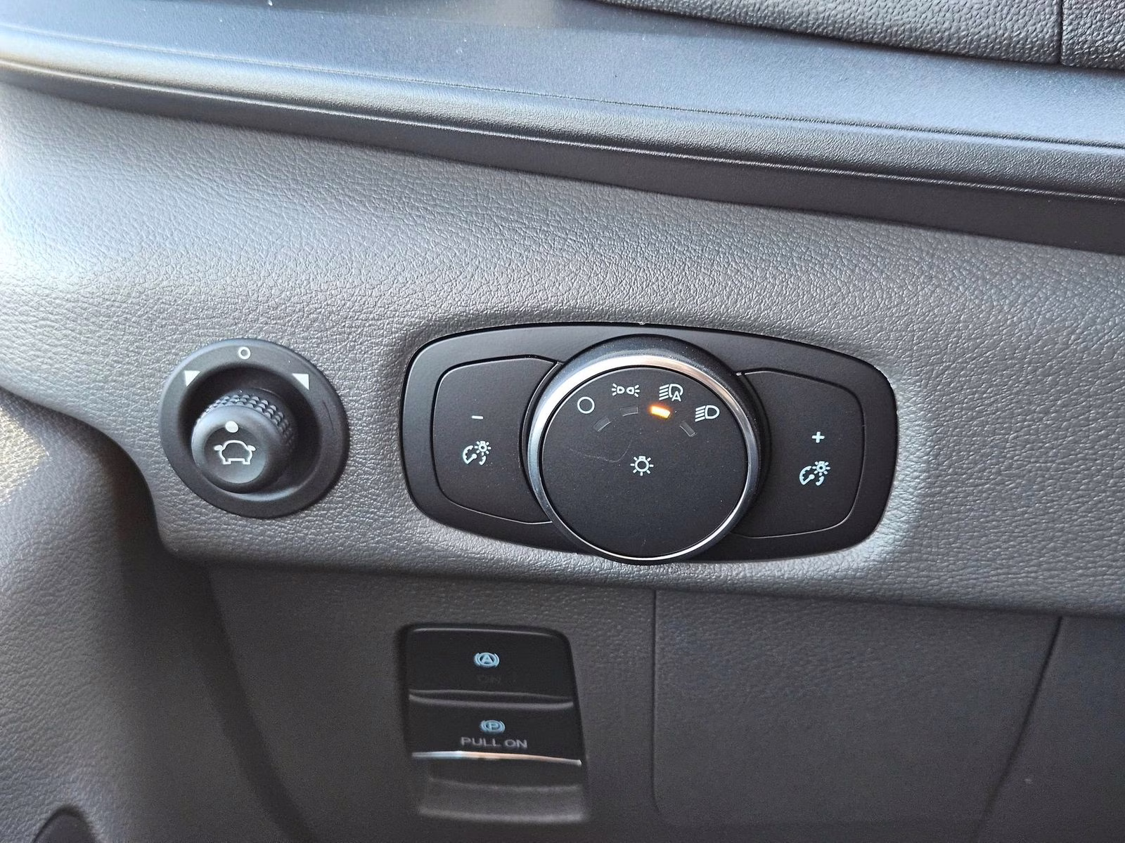 2026 Oxford White Ford Transit-350 XL RWD Crossover