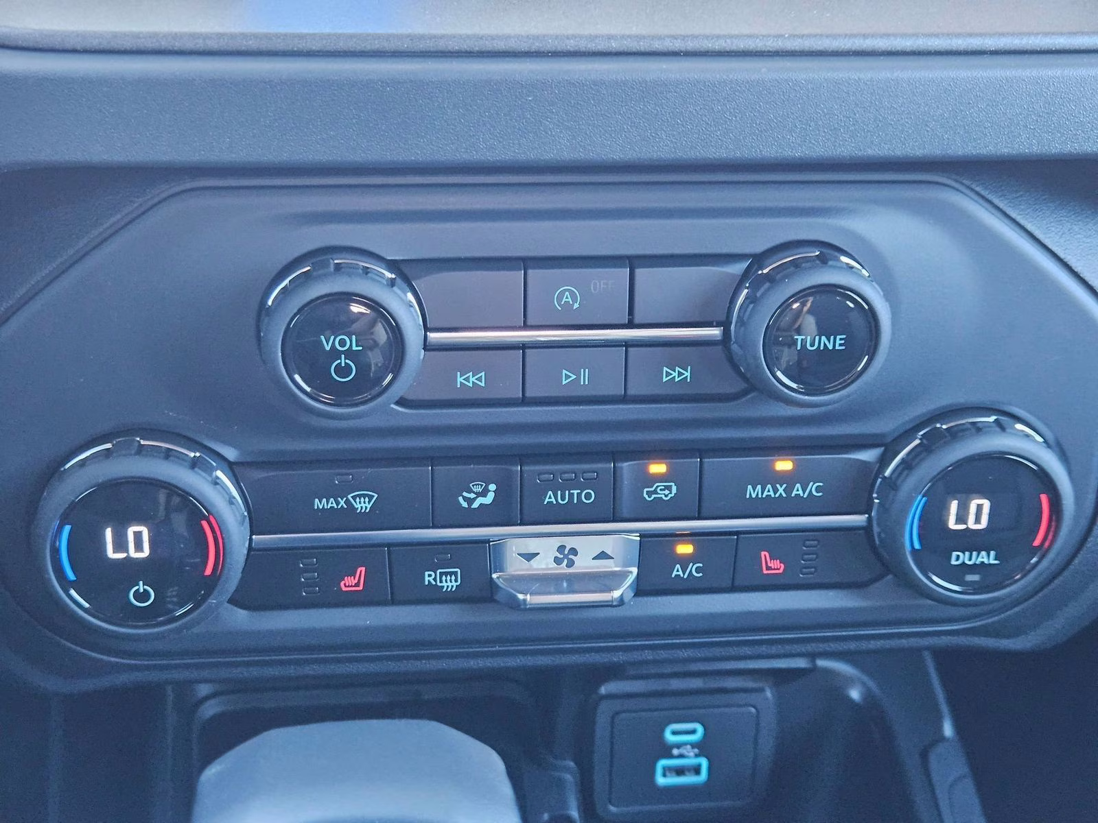 2025 Oxford White Ford Bronco Big Bend 4X4 SUV