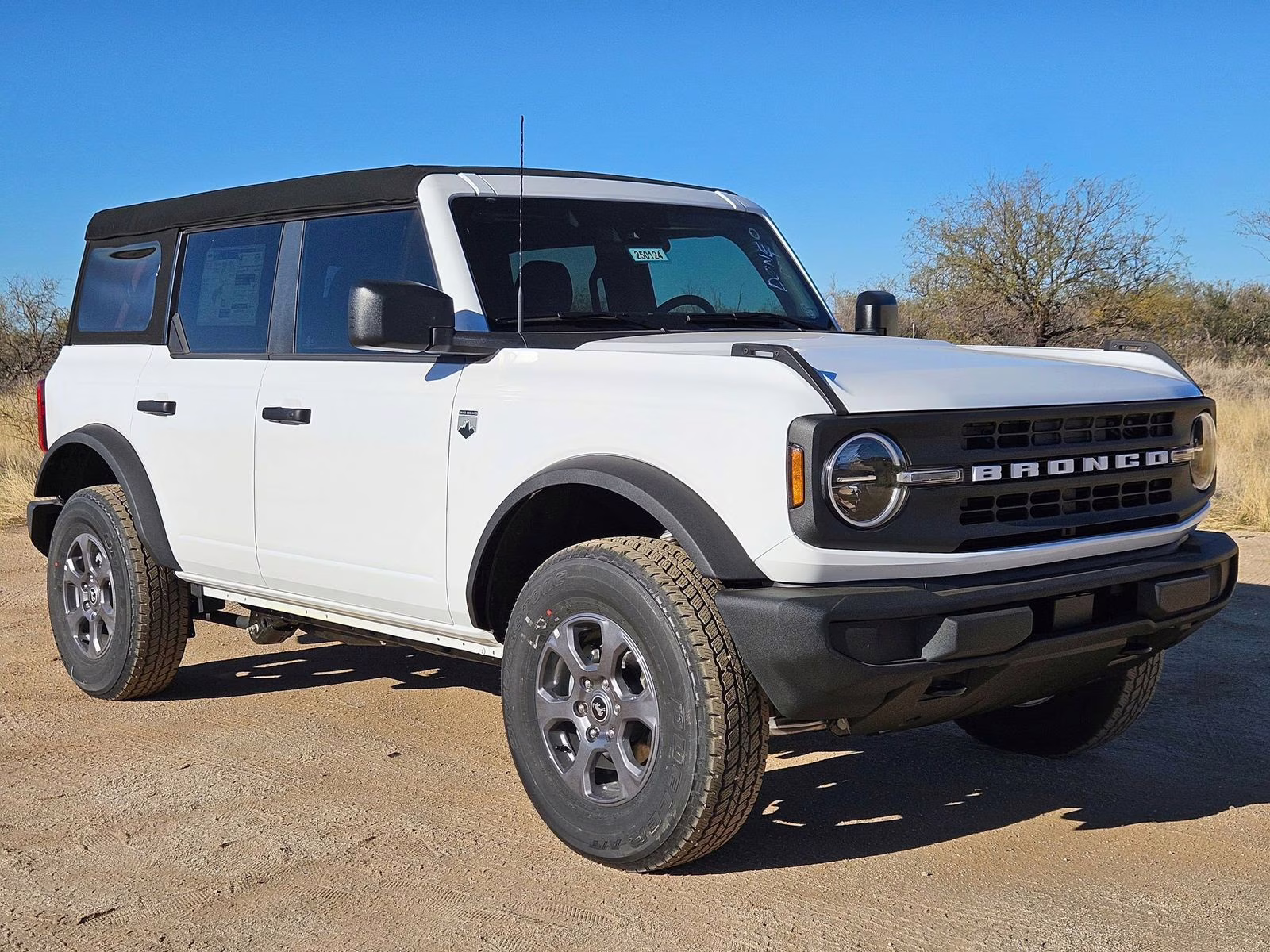 2025 Oxford White Ford Bronco Big Bend 4X4 SUV