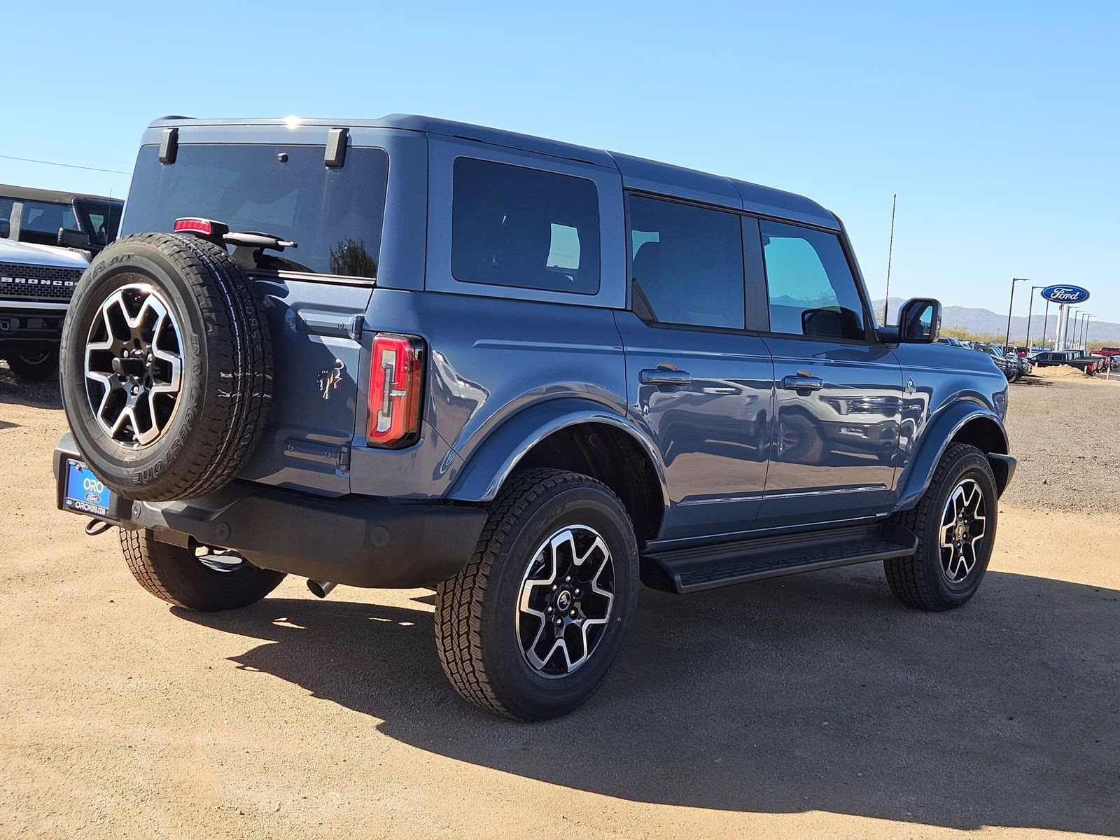 2025 Azure Gray Metallic Ford Bronco Outer Banks 4X4 SUV