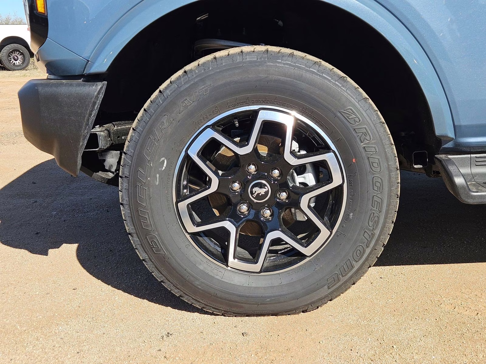 2025 Azure Gray Metallic Ford Bronco Outer Banks 4X4 SUV