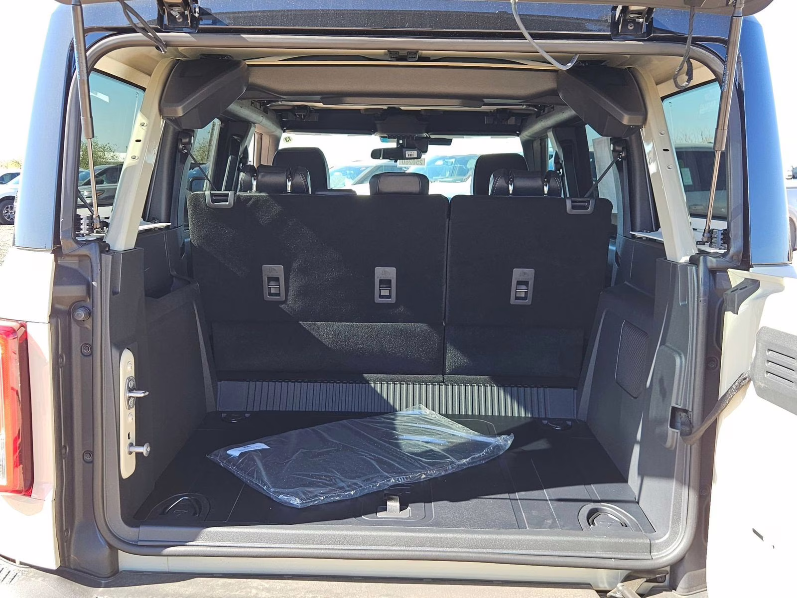 2025 Desert Sand Ford Bronco Big Bend 4X4 SUV