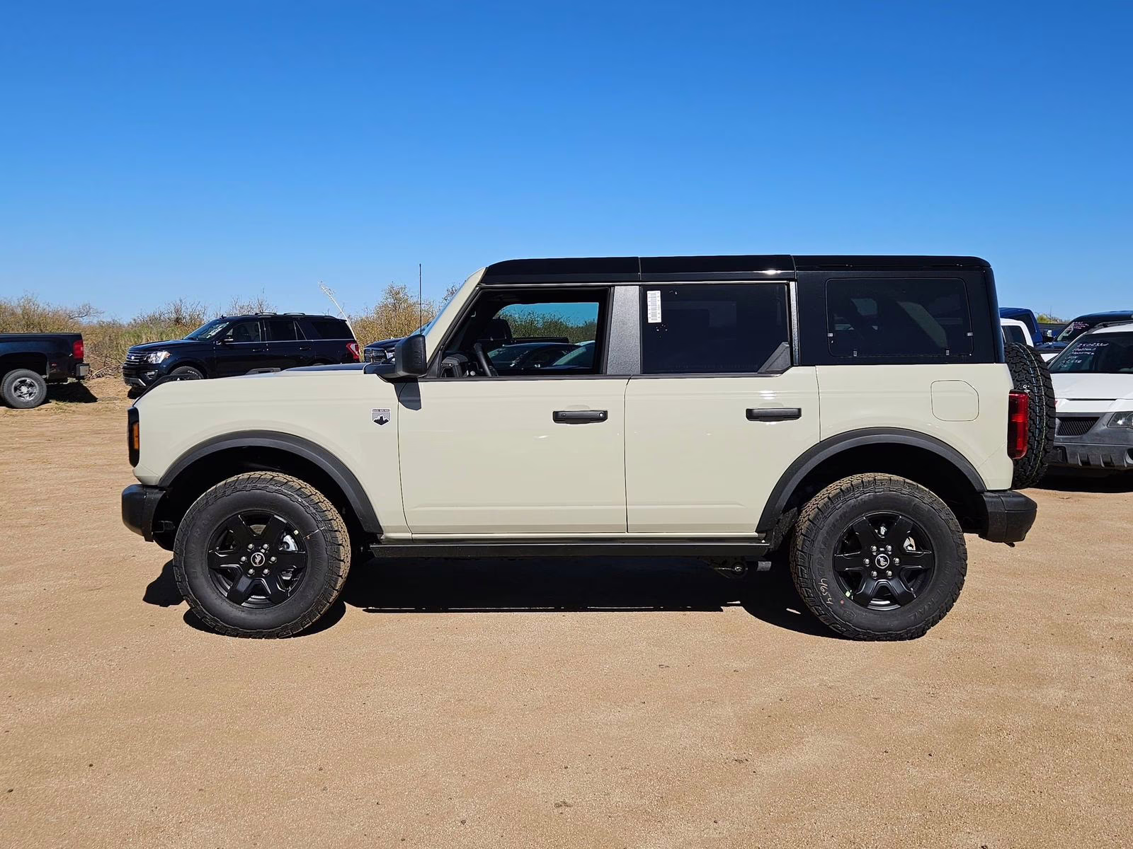 2025 Desert Sand Ford Bronco Big Bend 4X4 SUV