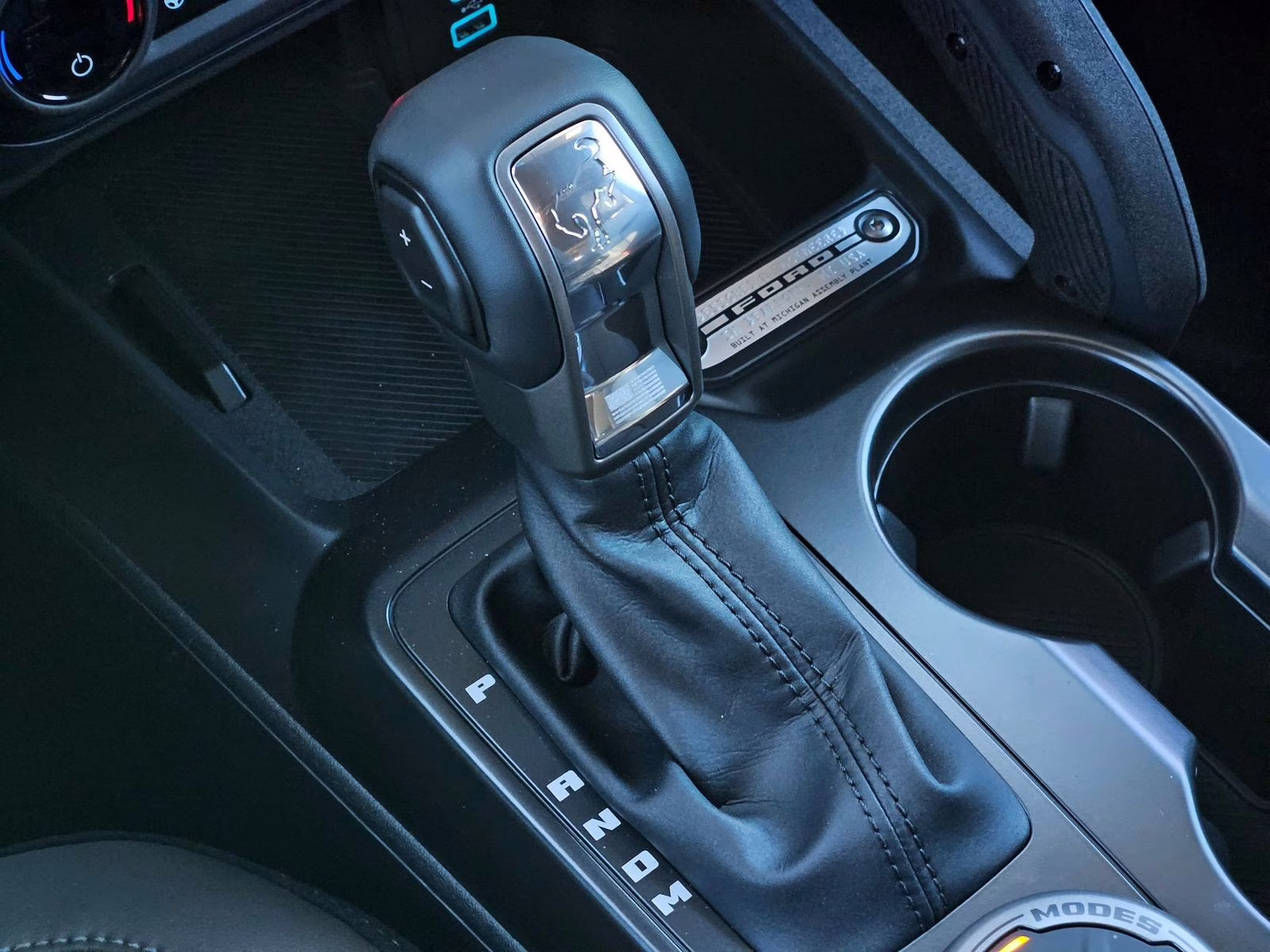 2025 Desert Sand Ford Bronco Outer Banks 4X4 SUV