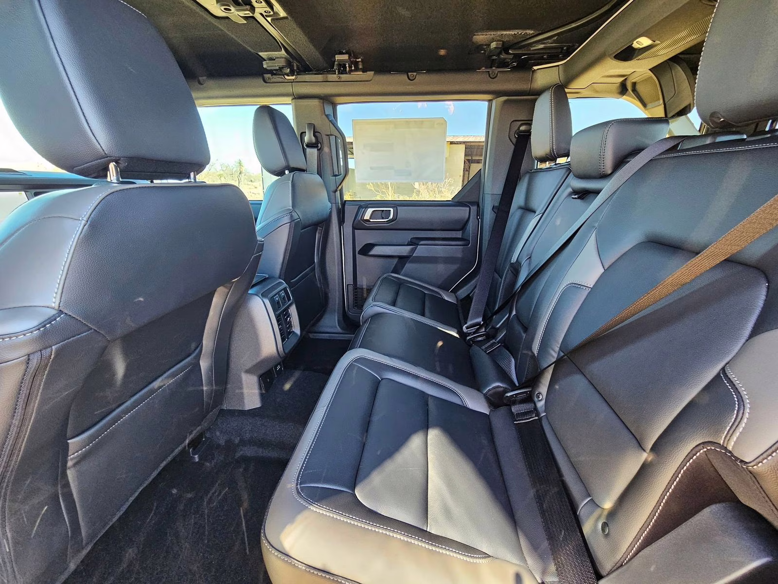 2025 Desert Sand Ford Bronco Outer Banks 4X4 SUV