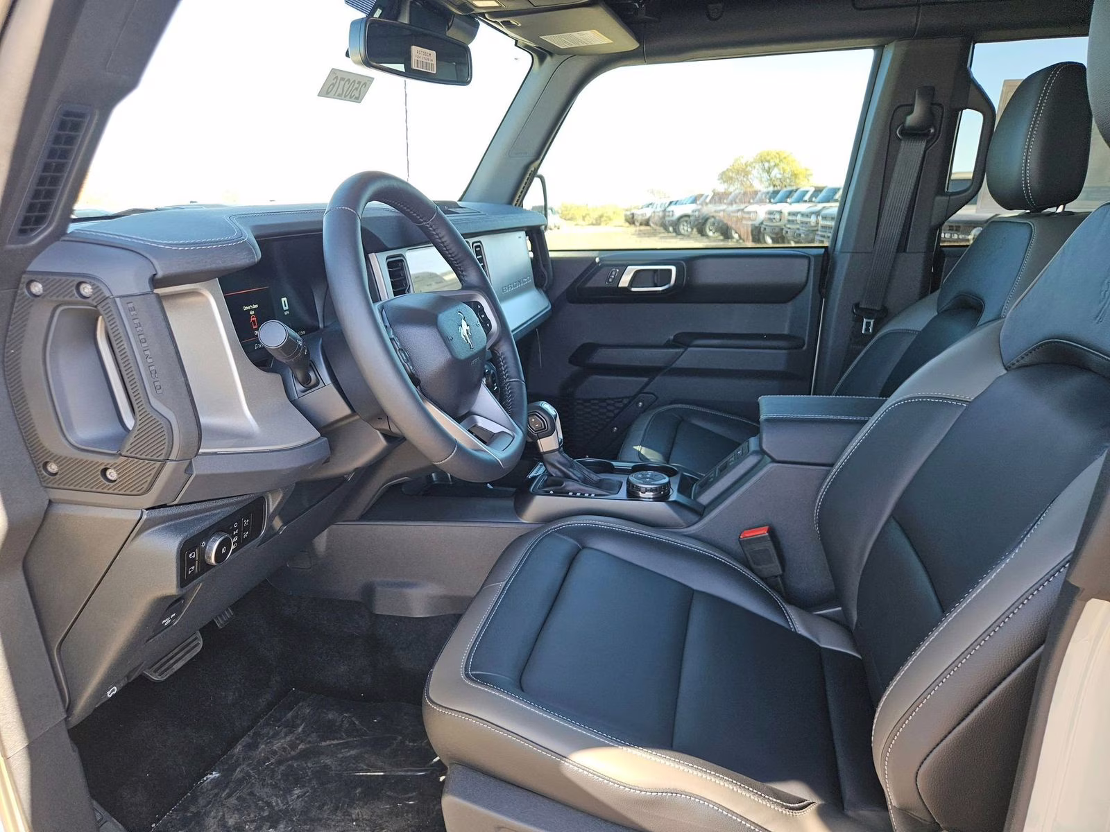 2025 Desert Sand Ford Bronco Outer Banks 4X4 SUV