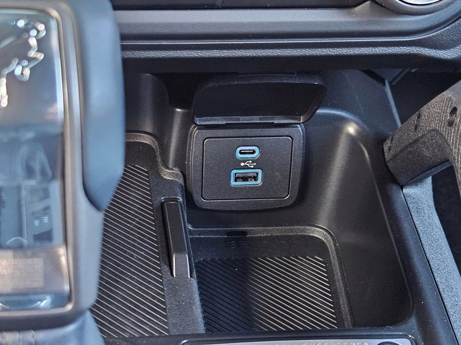 2025 Ruby Red Metallic Ford Bronco Badlands 4X4 SUV