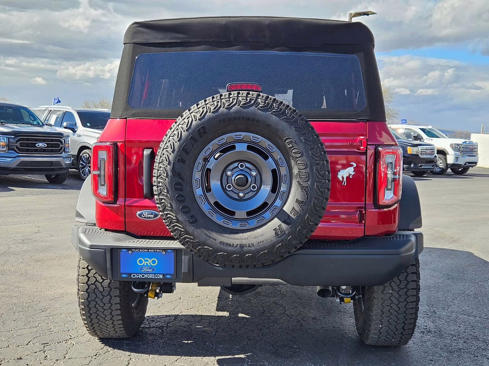 2025 Ruby Red Metallic Ford Bronco Badlands 4X4 SUV