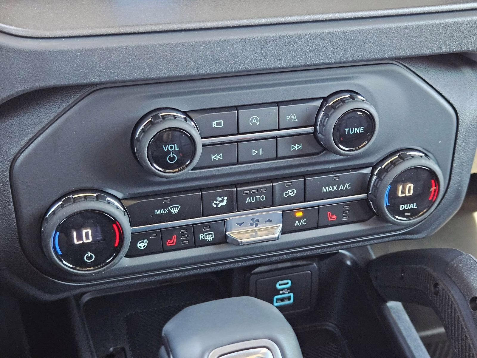 2025 Azure Gray Metallic Ford Bronco Badlands 4X4 SUV