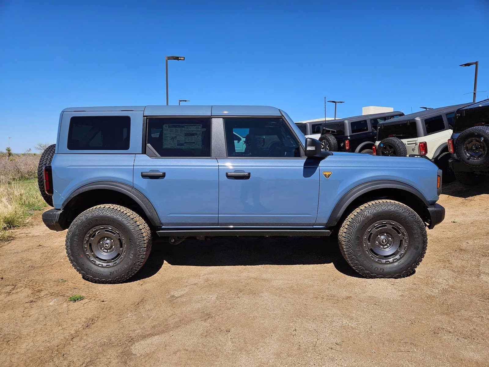 2025 Azure Gray Metallic Ford Bronco Badlands 4X4 SUV