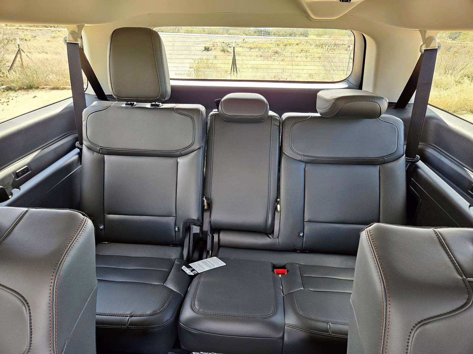 2025 White Metallic Ford Expedition Max Active 4X4 SUV