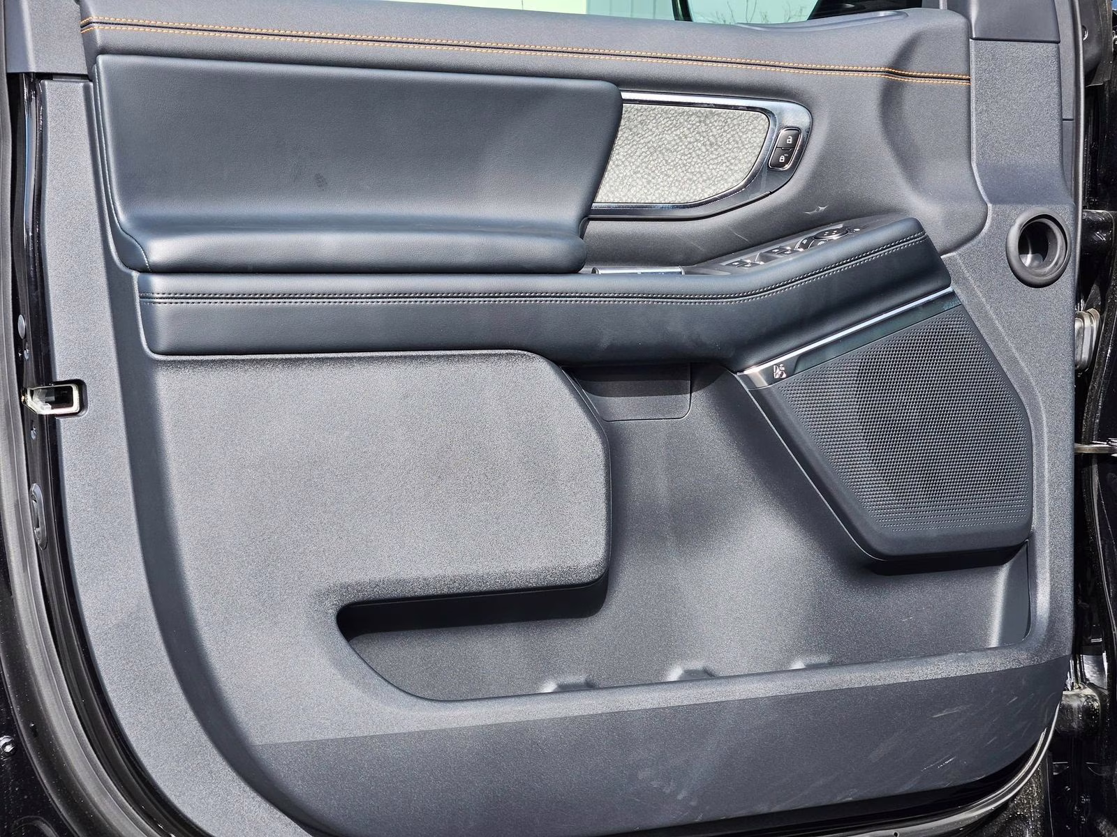 2025 Black Metallic Ford Expedition Tremor 4X4 SUV