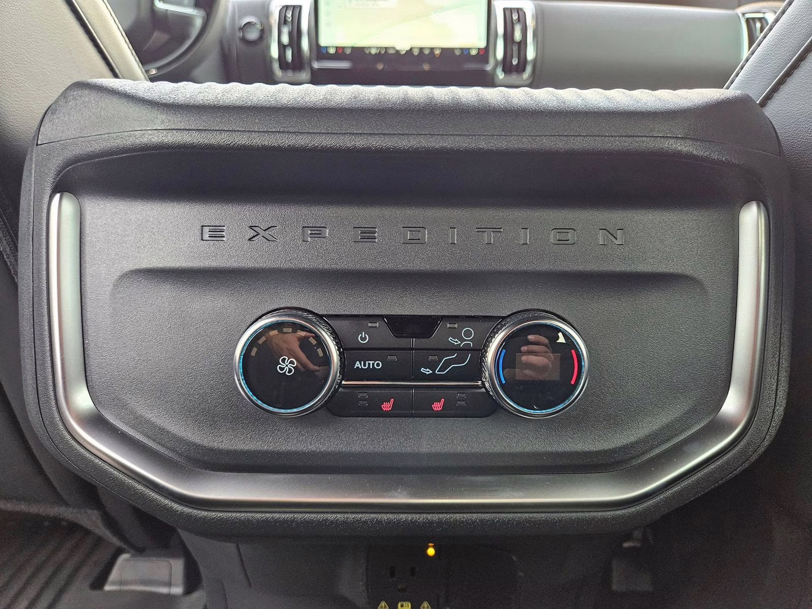 2025 Black Metallic Ford Expedition Tremor 4X4 SUV