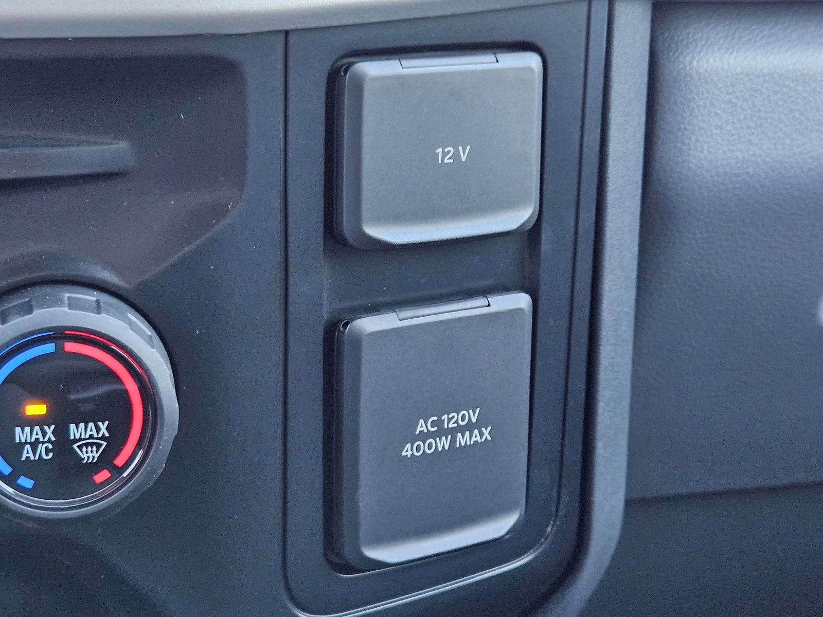 2026 Oxford White Ford Super Duty F-250 SRW XL 4X4 Truck