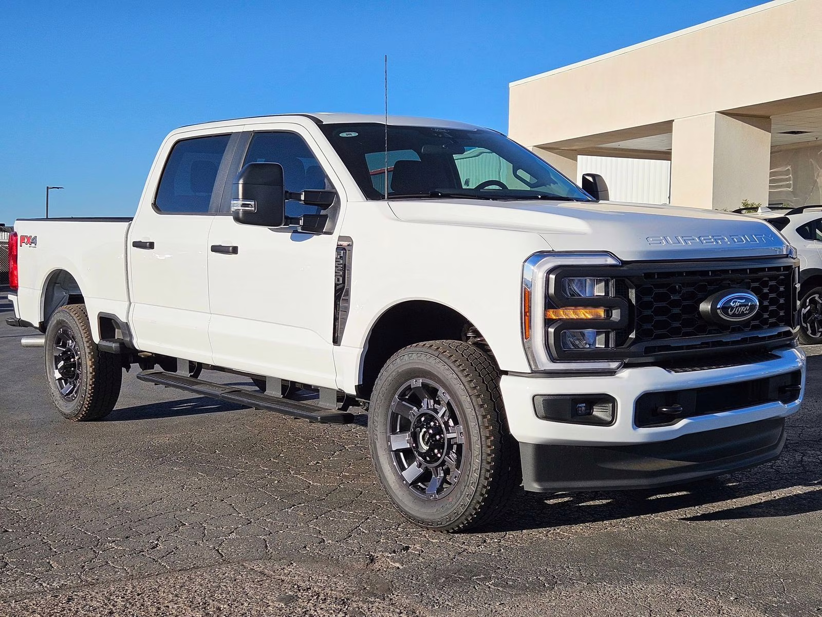 2026 Oxford White Ford Super Duty F-250 SRW XL 4X4 Truck