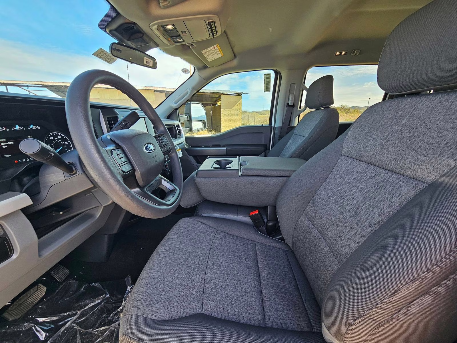 2026 Oxford White Ford Super Duty F-250 SRW XL 4X4 Truck