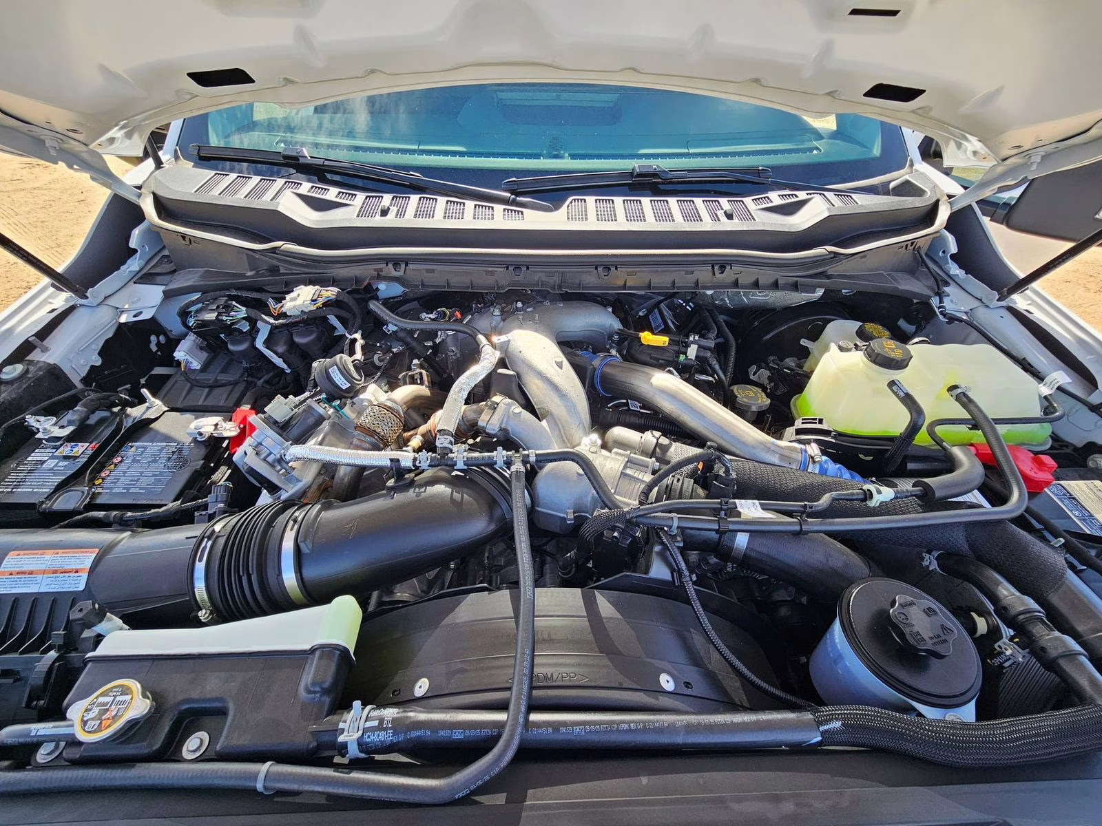 2026 Oxford White Ford Super Duty F-250 SRW XL 4X4 Truck