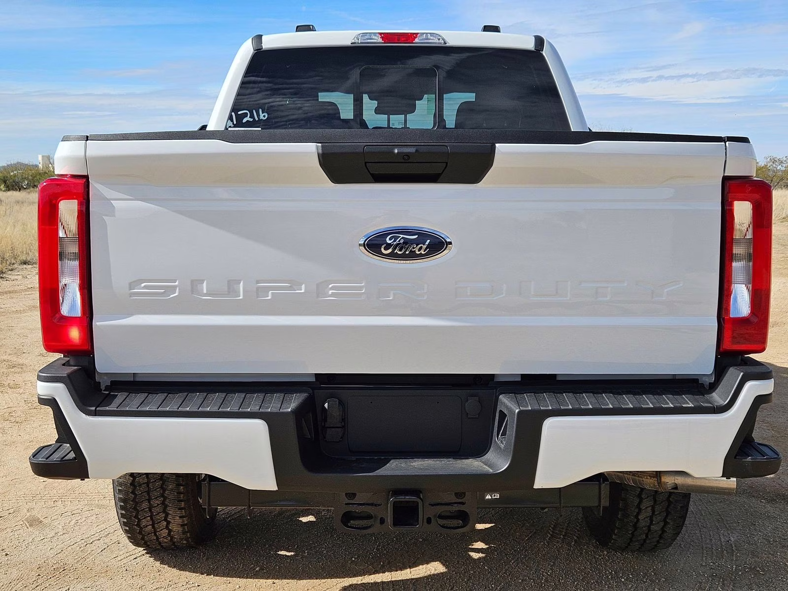 2026 Oxford White Ford Super Duty F-250 SRW XL 4X4 Truck