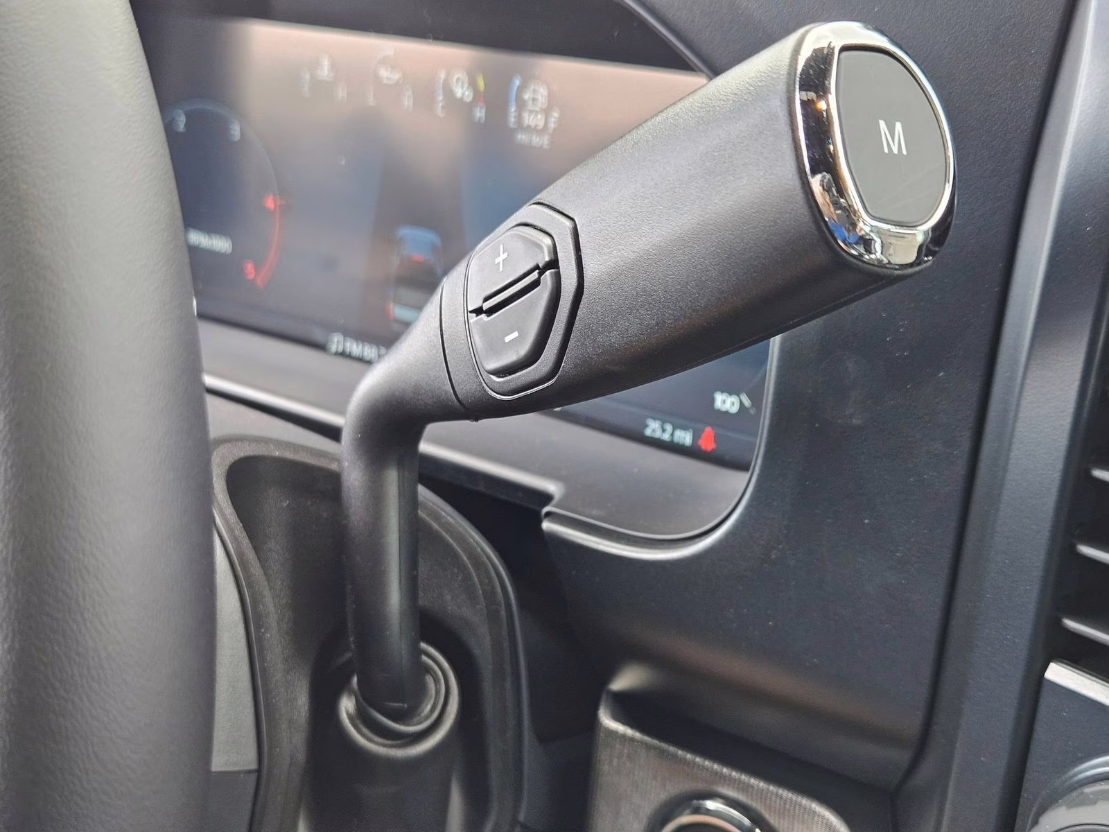 2025 White Metallic Ford Super Duty F-250 SRW Platinum 4X4 Truck