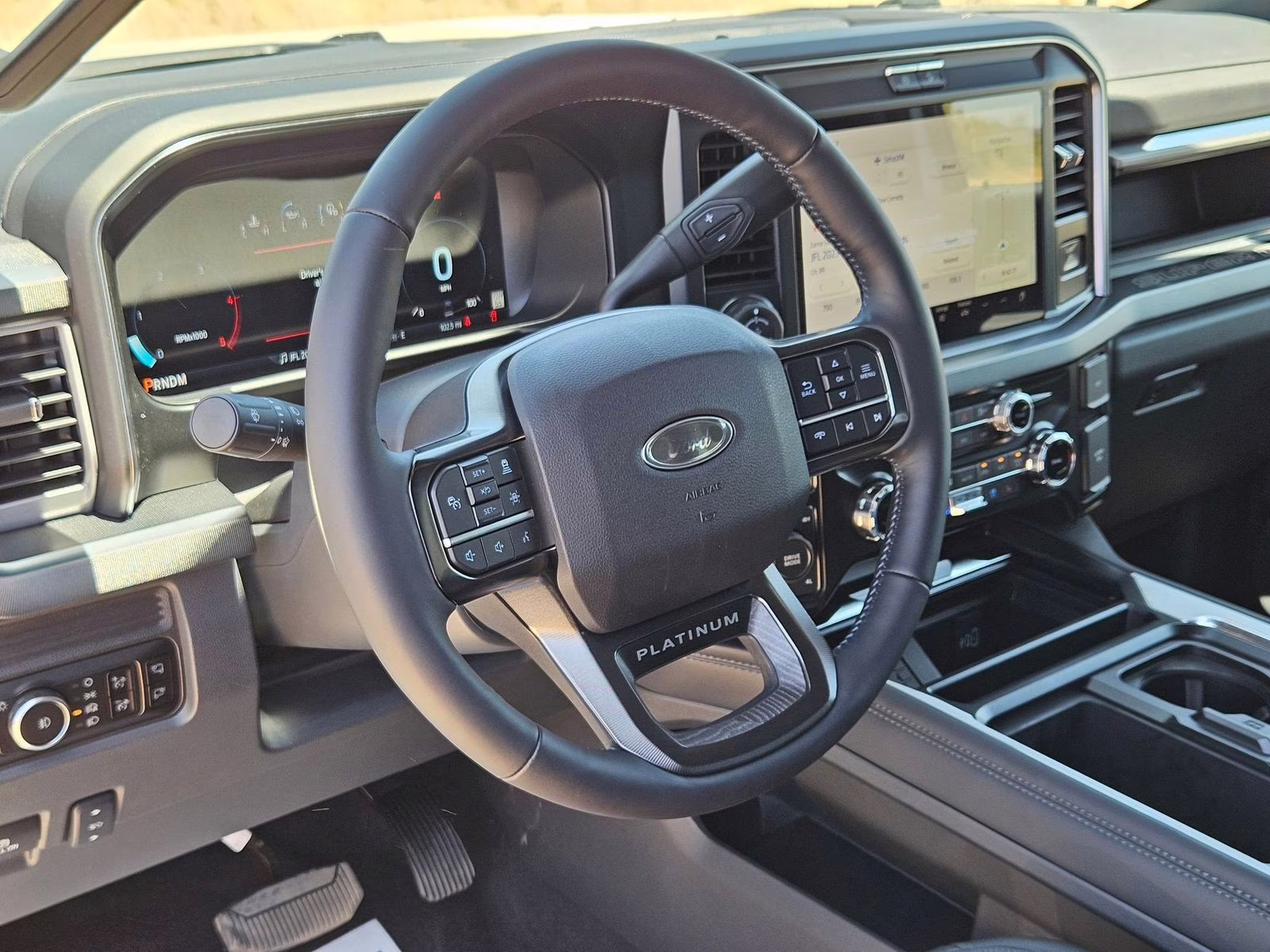 2025 White Metallic Ford Super Duty F-250 SRW Platinum 4X4 Truck