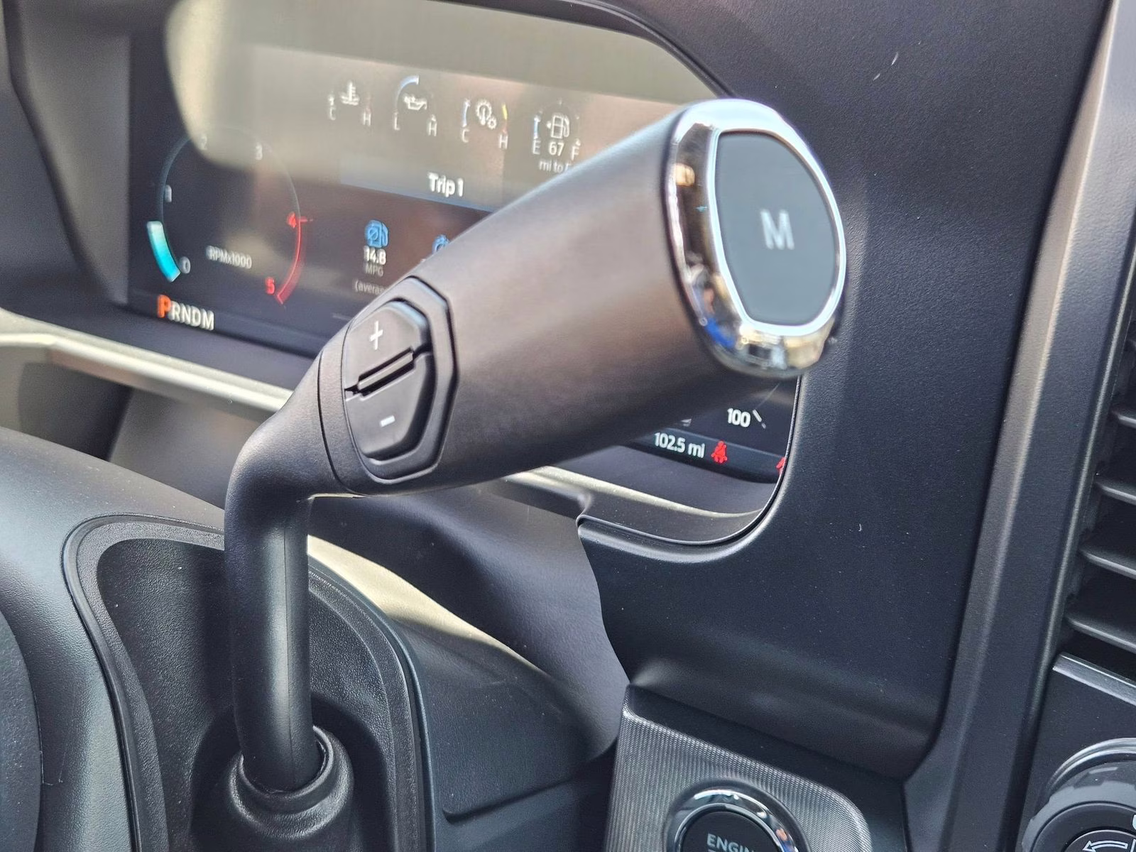 2025 White Metallic Ford Super Duty F-250 SRW Platinum 4X4 Truck