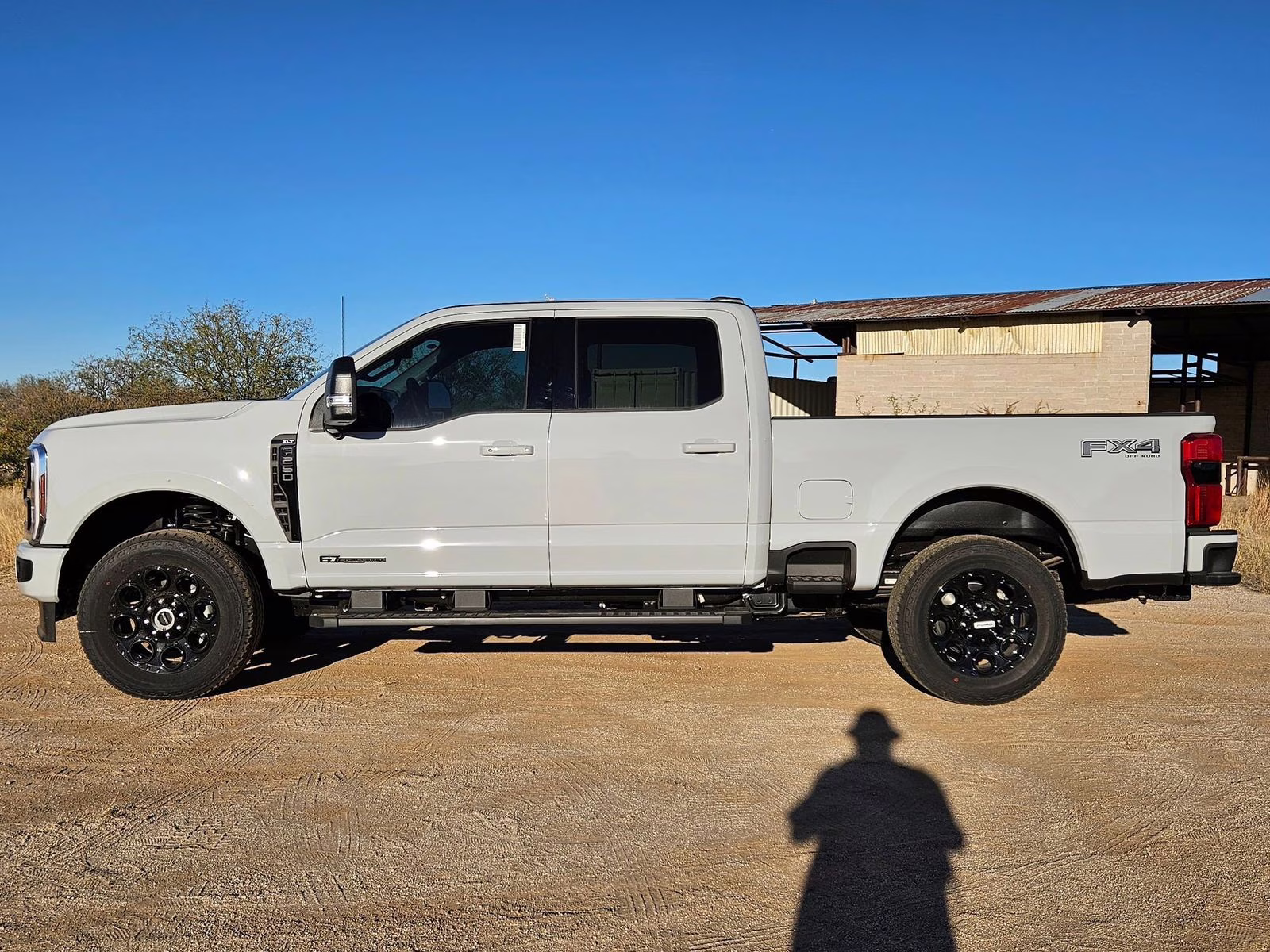 2026 Avalanche Ford Super Duty F-250 SRW XLT 4X4 Truck