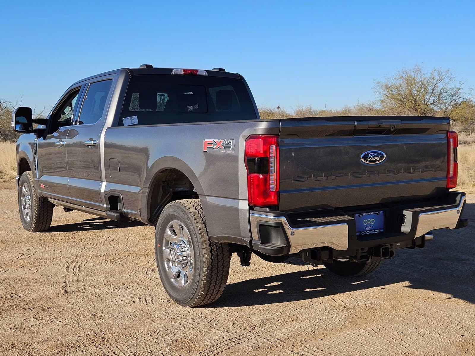 2026 Gray Metallic Ford Super Duty F-350 SRW Lariat 4X4 Truck