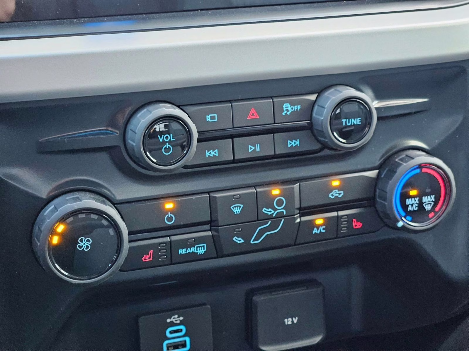 2026 Oxford White Ford Super Duty F-350 SRW XLT 4X4 Truck