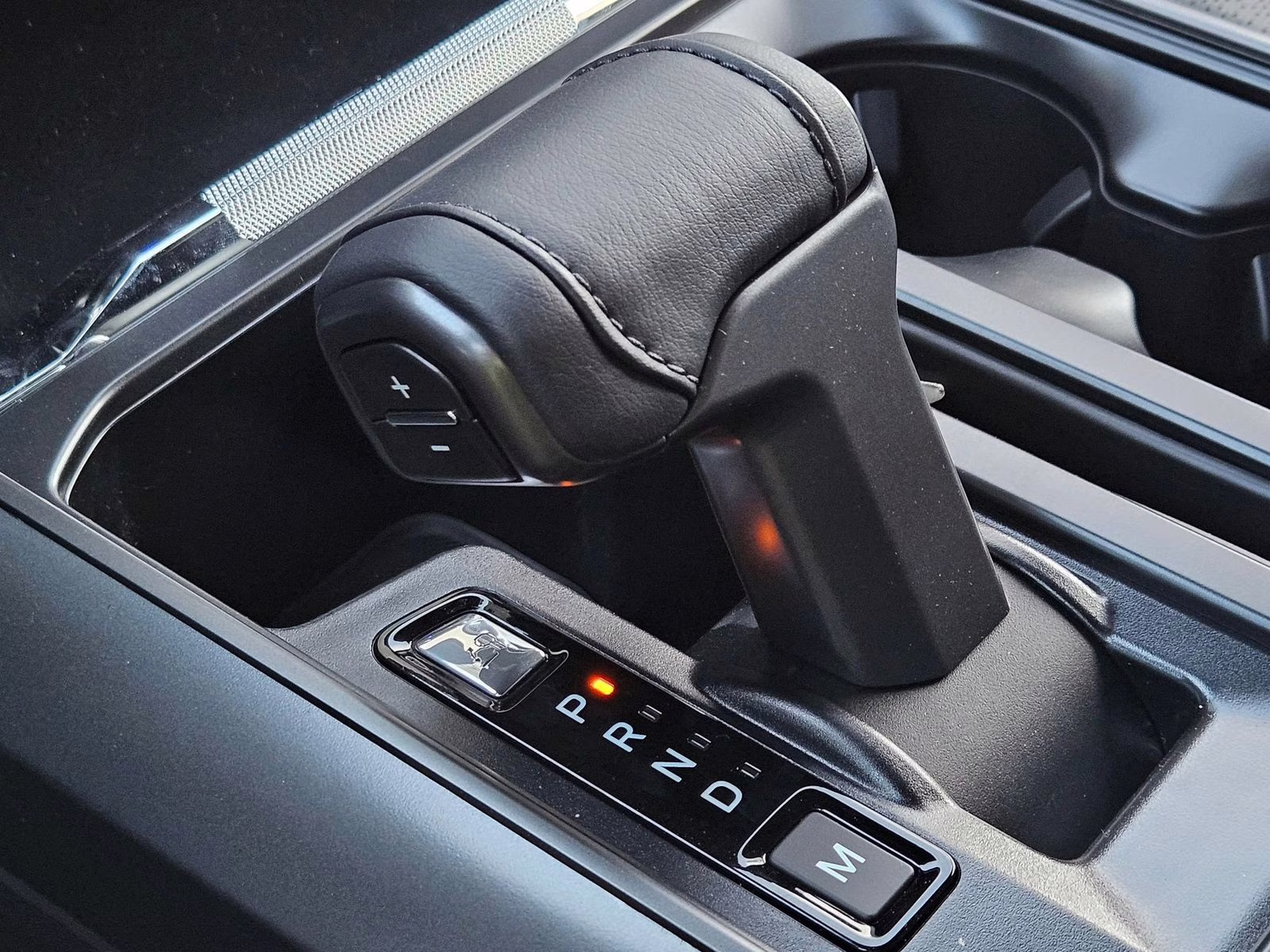 2025 Blue Metallic Ford F-150 Lariat 4X4 Truck