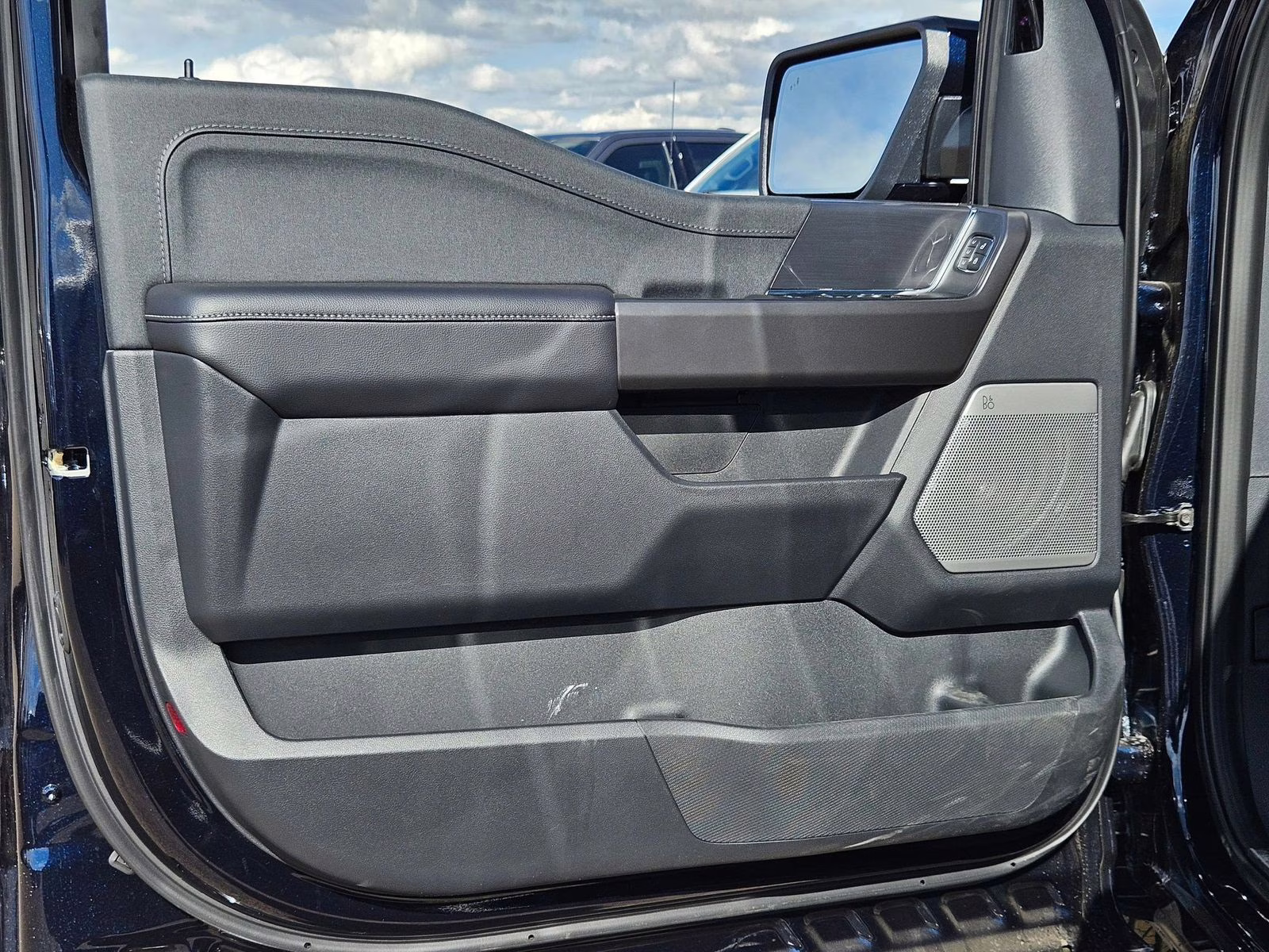 2025 Blue Metallic Ford F-150 Lariat 4X4 Truck