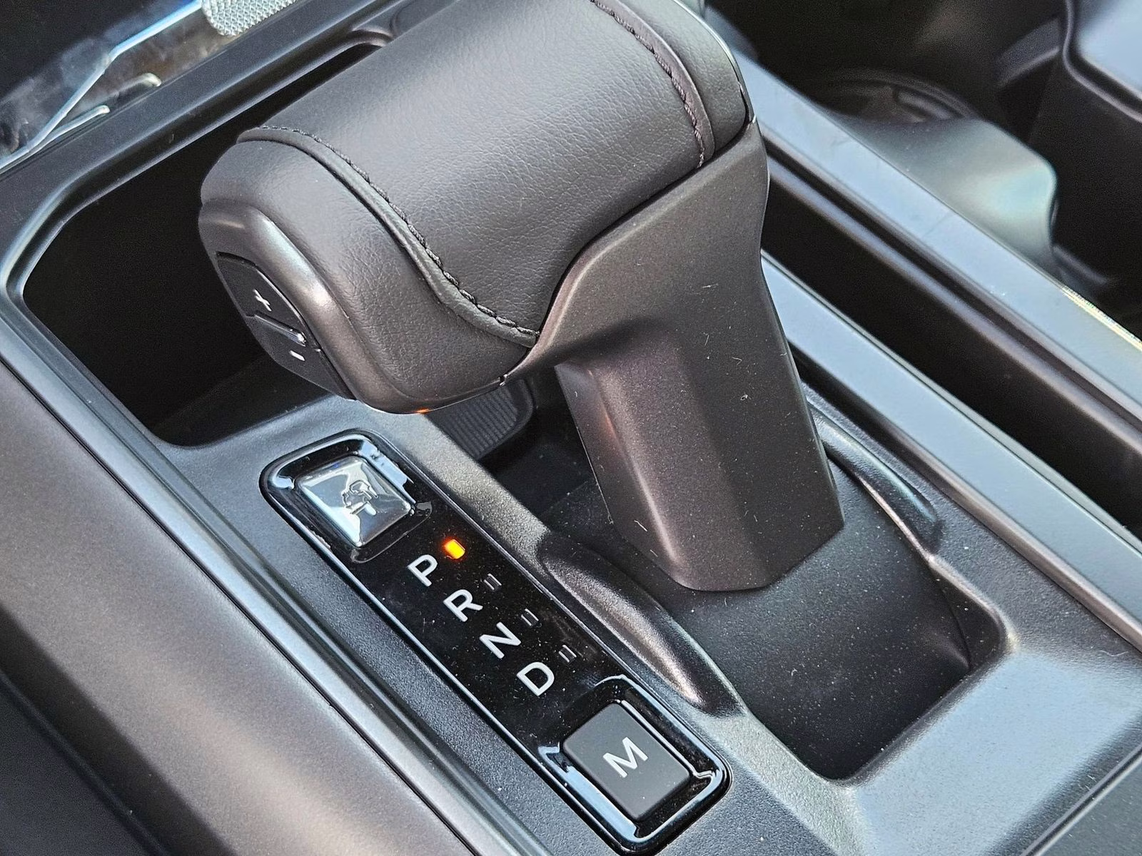 2025 Blue Metallic Ford F-150 Lariat 4X4 Truck