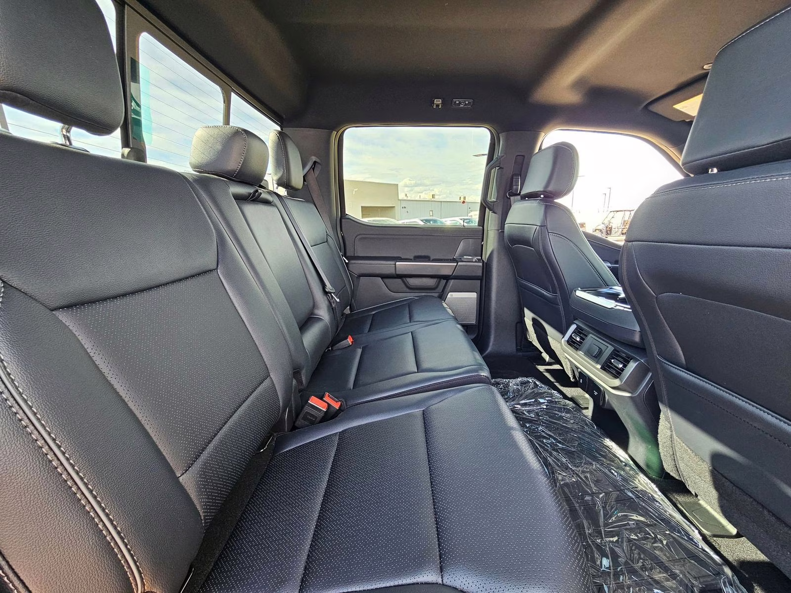 2025 Blue Metallic Ford F-150 Lariat 4X4 Truck