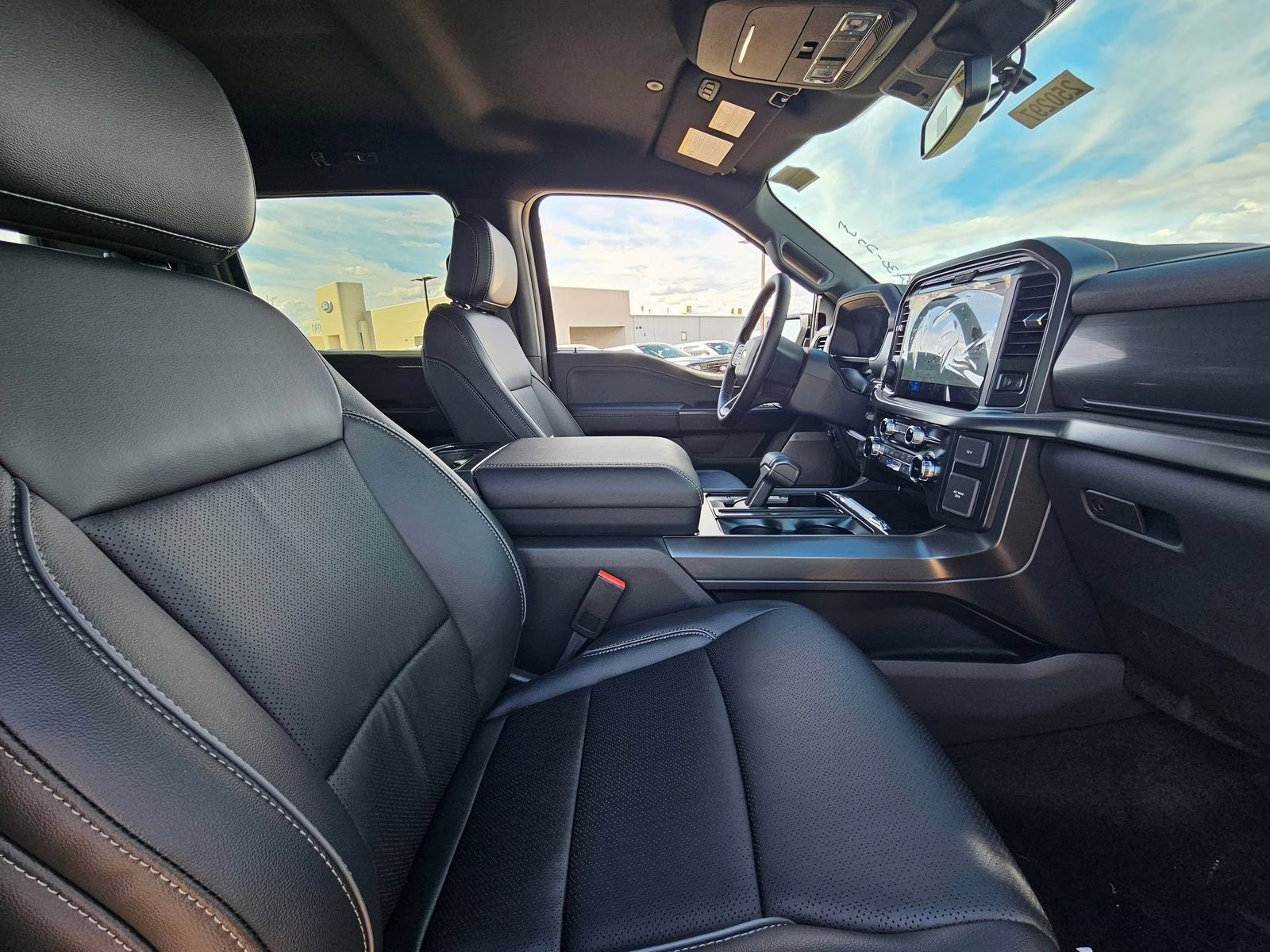 2025 Blue Metallic Ford F-150 Lariat 4X4 Truck